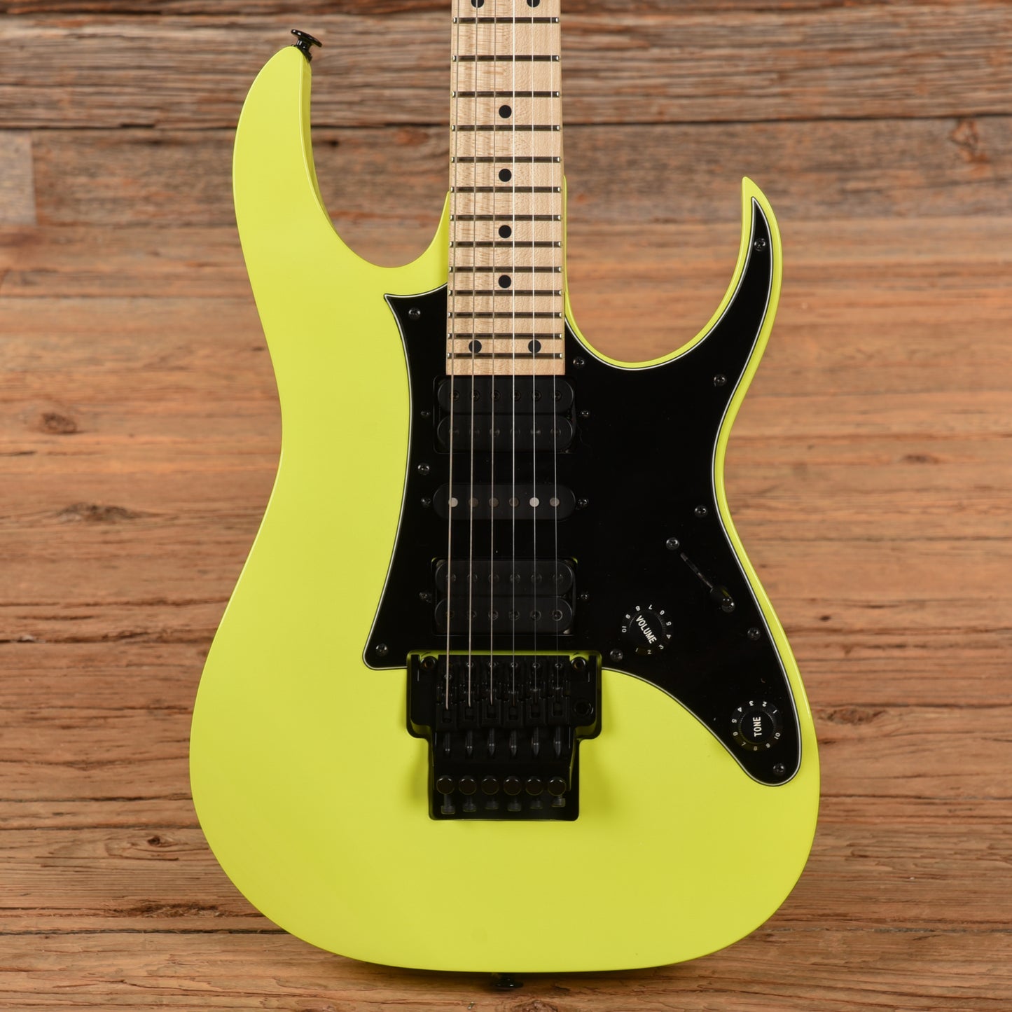 Ibanez RG550 Genesis Dessert Yellow Electric Guitars / Solid Body