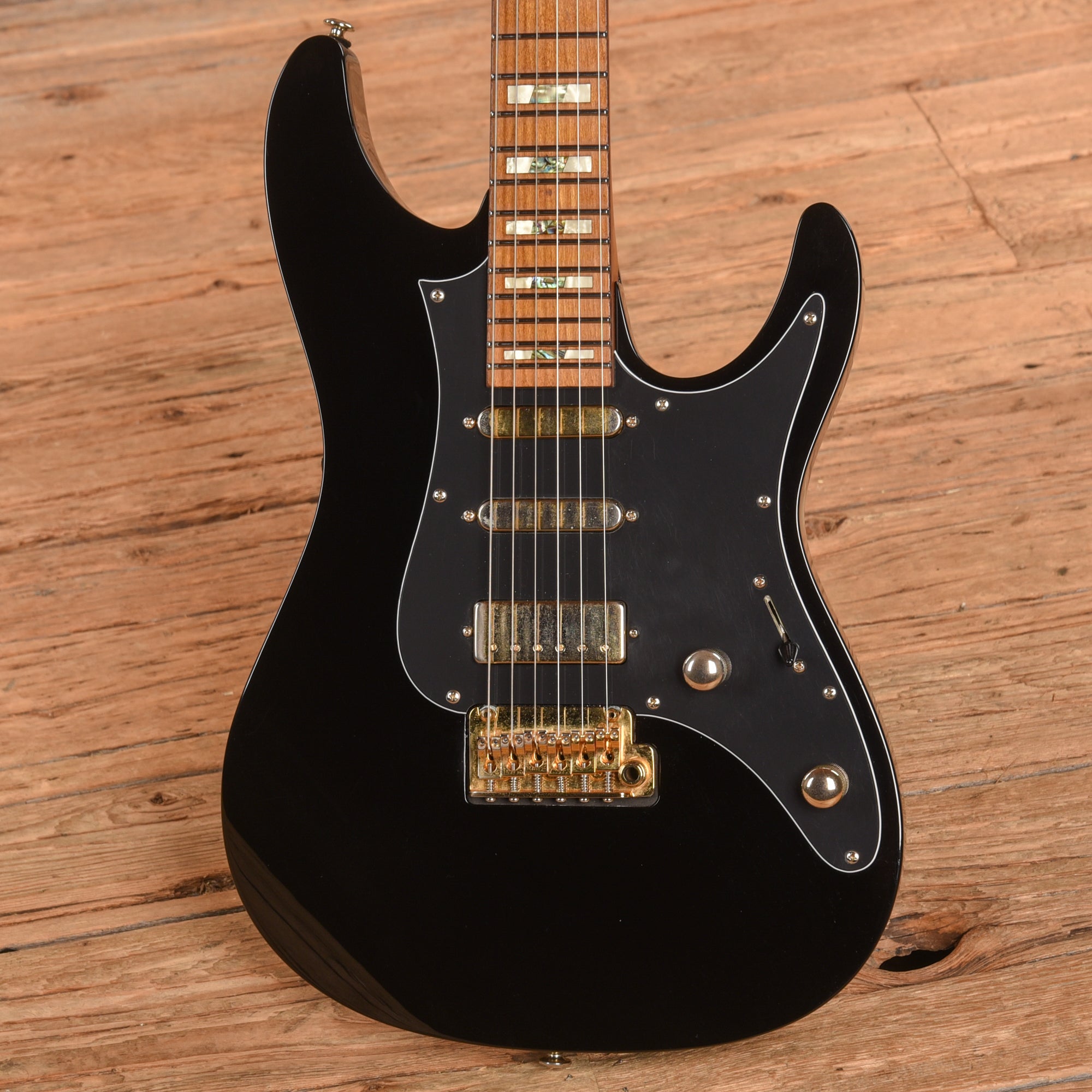 Ibanez THBB10 Tim Henson Signature Black 2020 – Chicago Music Exchange