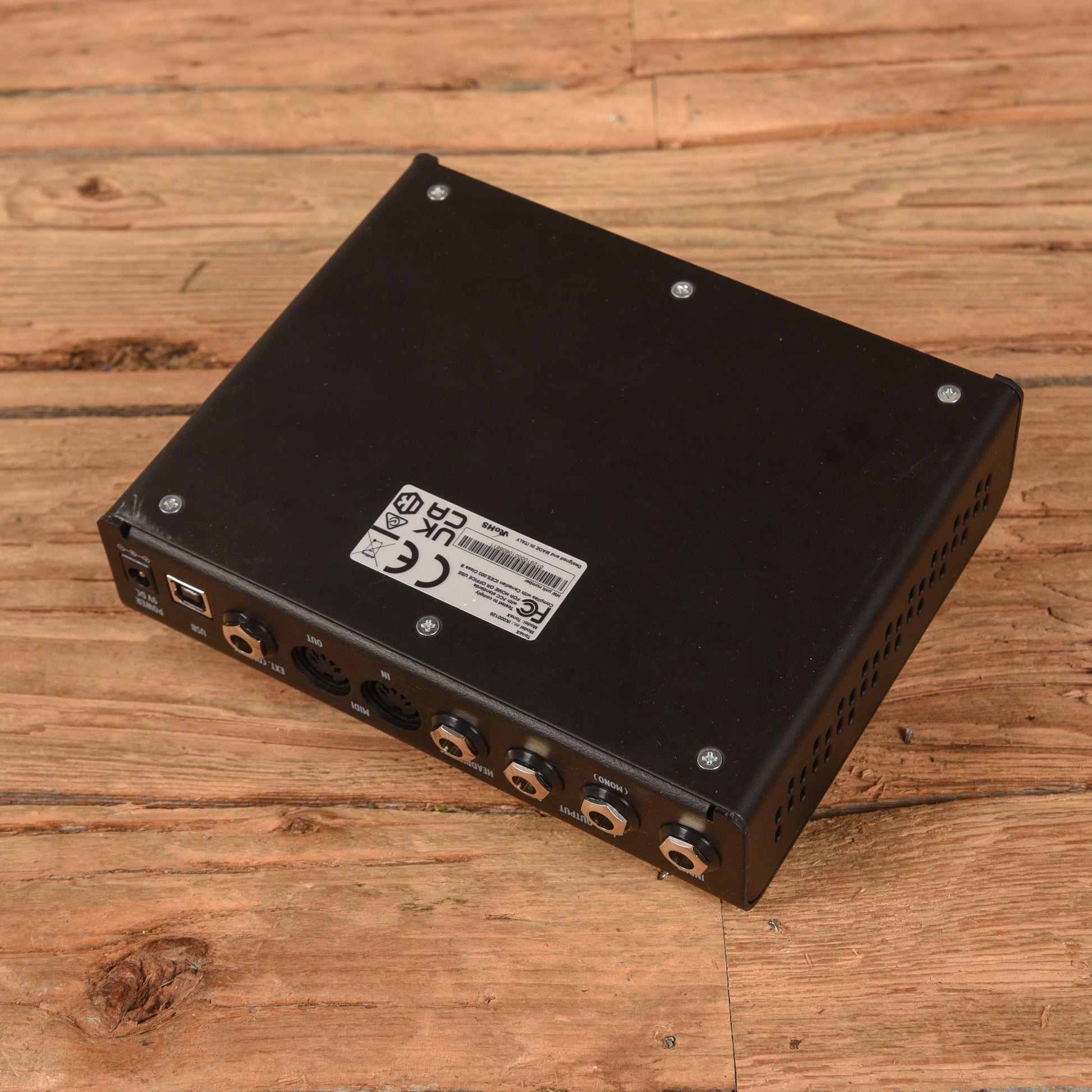 IK Multimedia Amplitube Tone X Effects and Pedals / Multi-Effect Unit