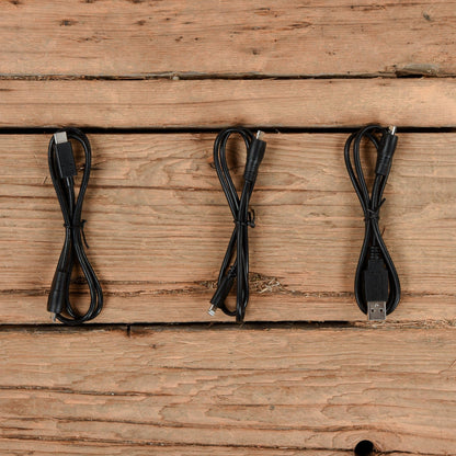 IK Multimedia iRig HD 2 Studio-Quality Guitar Interface for iOS Pro Audio / Interfaces