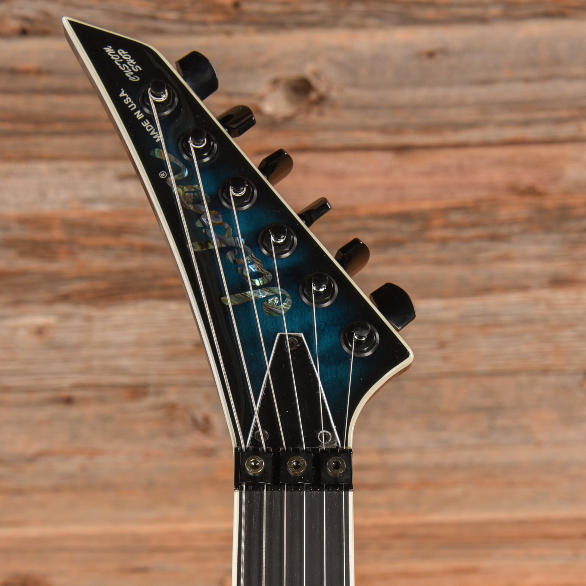 Jackson Custom Shop Custom Select Soloist 2H FR QMT Trans Blue Burst 2022 Electric Guitars / Solid Body