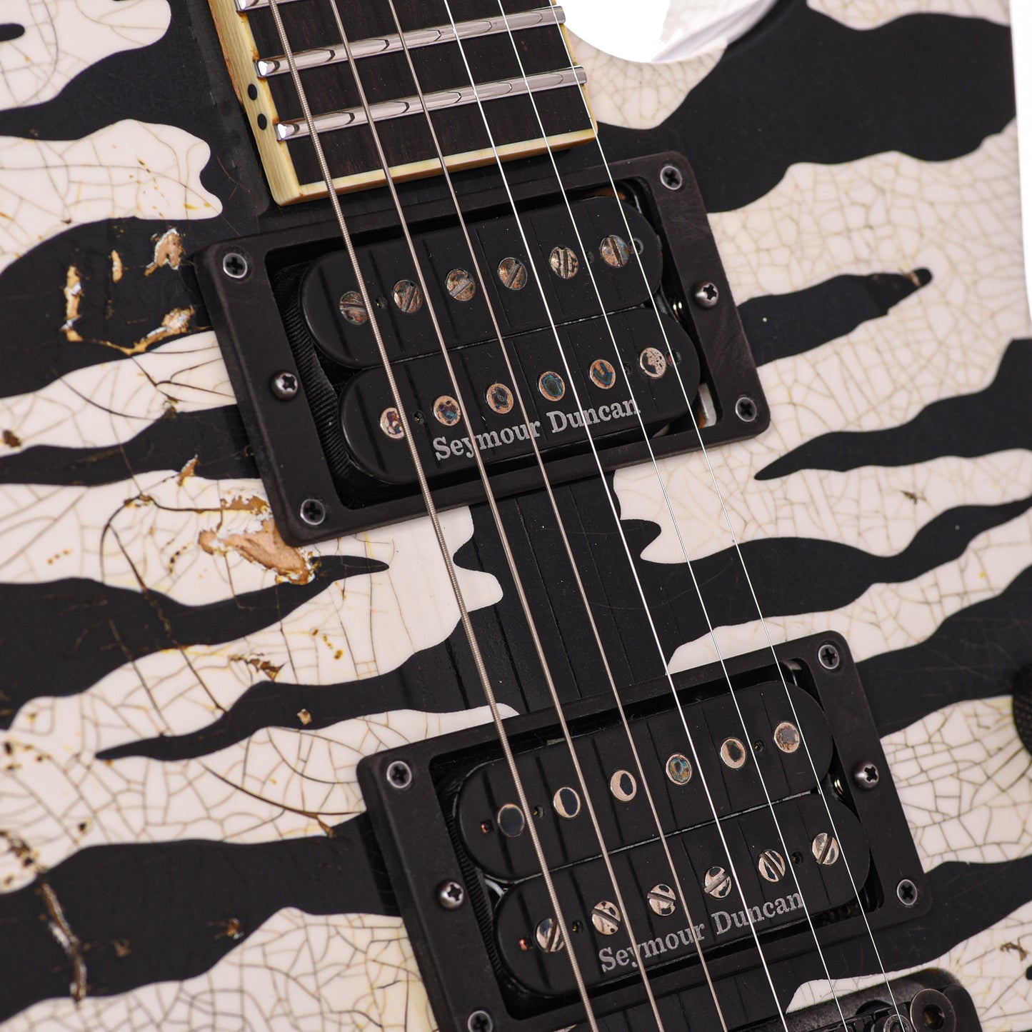 Jackson Custom Shop Dinky 2H FR Nitro Relic Tour Snow White Bengal Tiger Electric Guitars / Solid Body