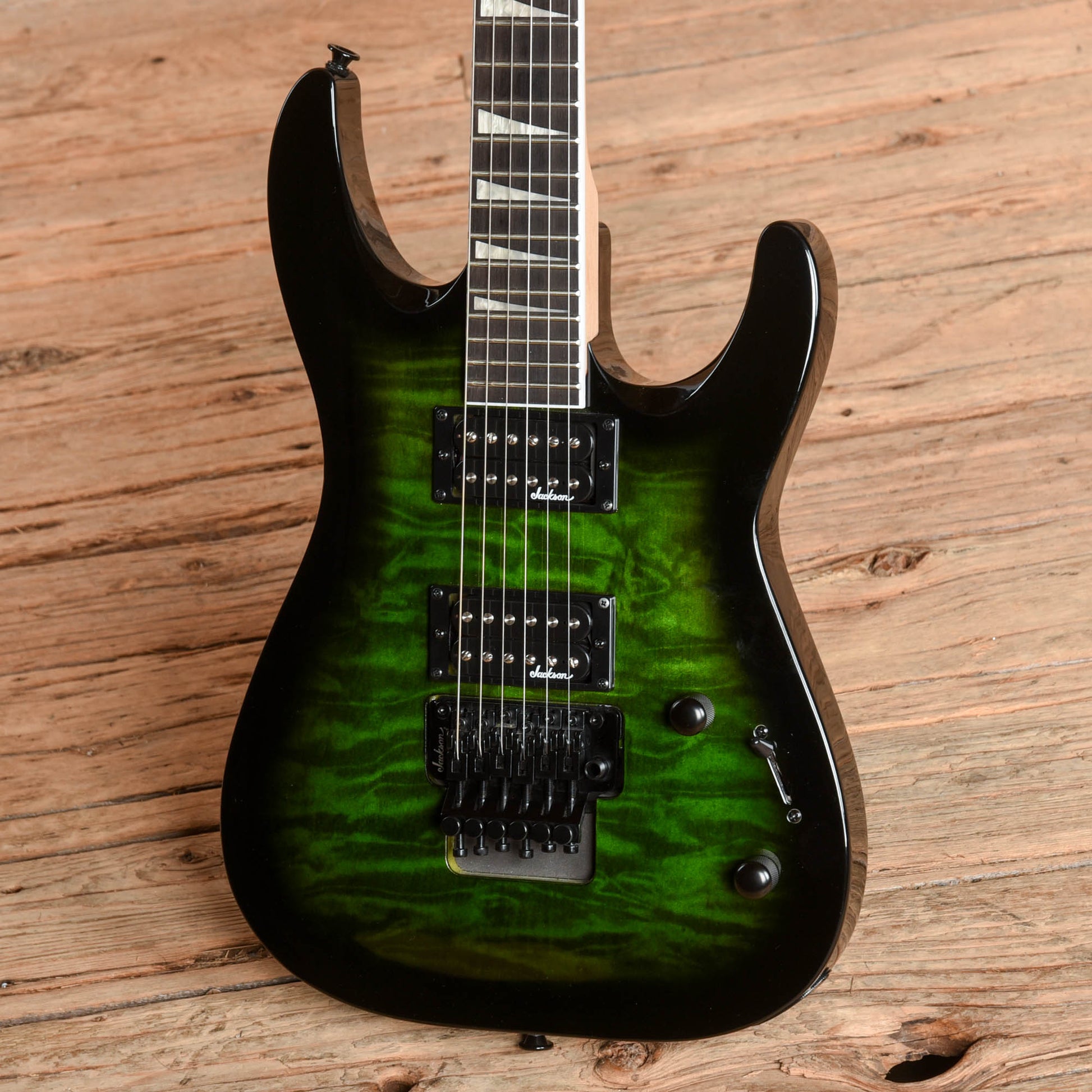 Jackson Dinky Green Burst 2021 Electric Guitars / Solid Body