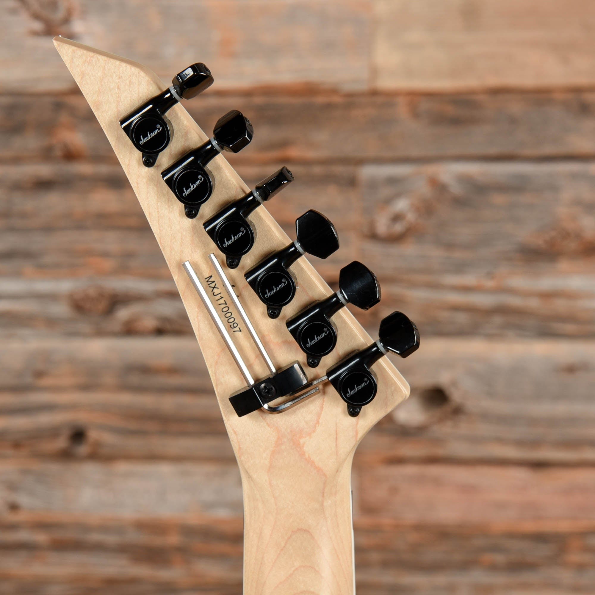 Jackson Pro Dinky DK2QM Chlorine Burst 2017 Electric Guitars / Solid Body