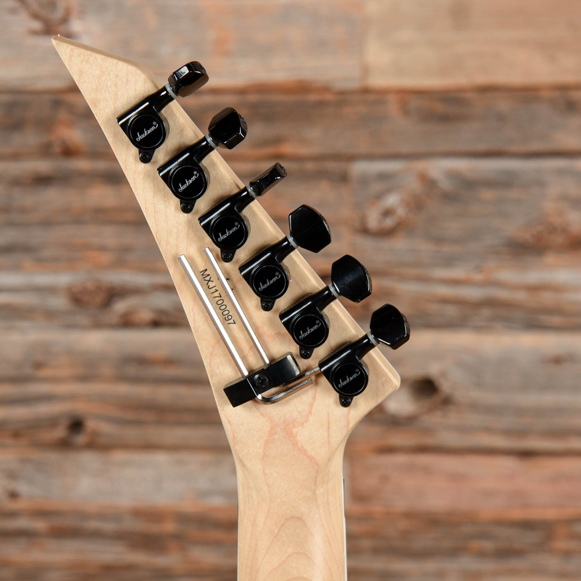 Jackson Pro Dinky DK2QM Chlorine Burst 2017 Electric Guitars / Solid Body