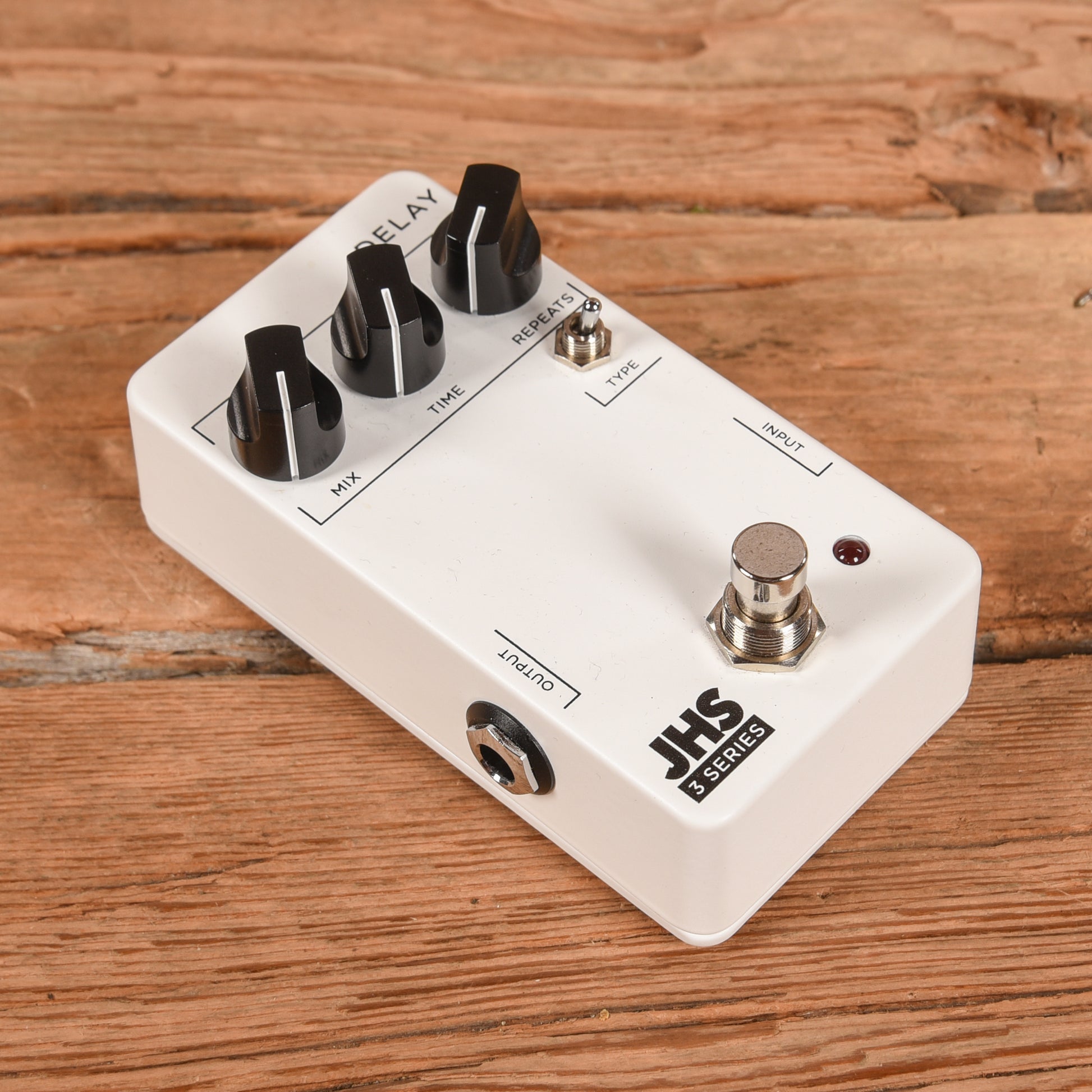 JHS 3 Series Delay – Chicago Music Exchange