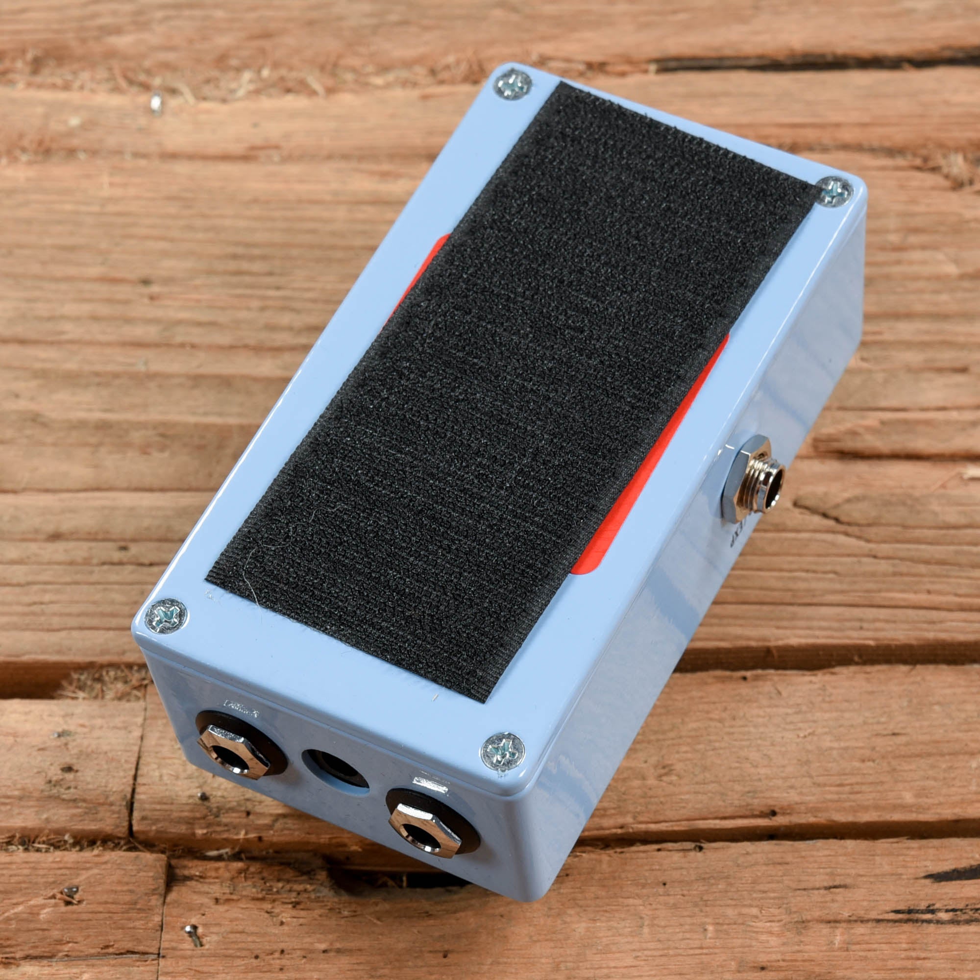 JHS Unicorn V2 Effects and Pedals / Tremolo