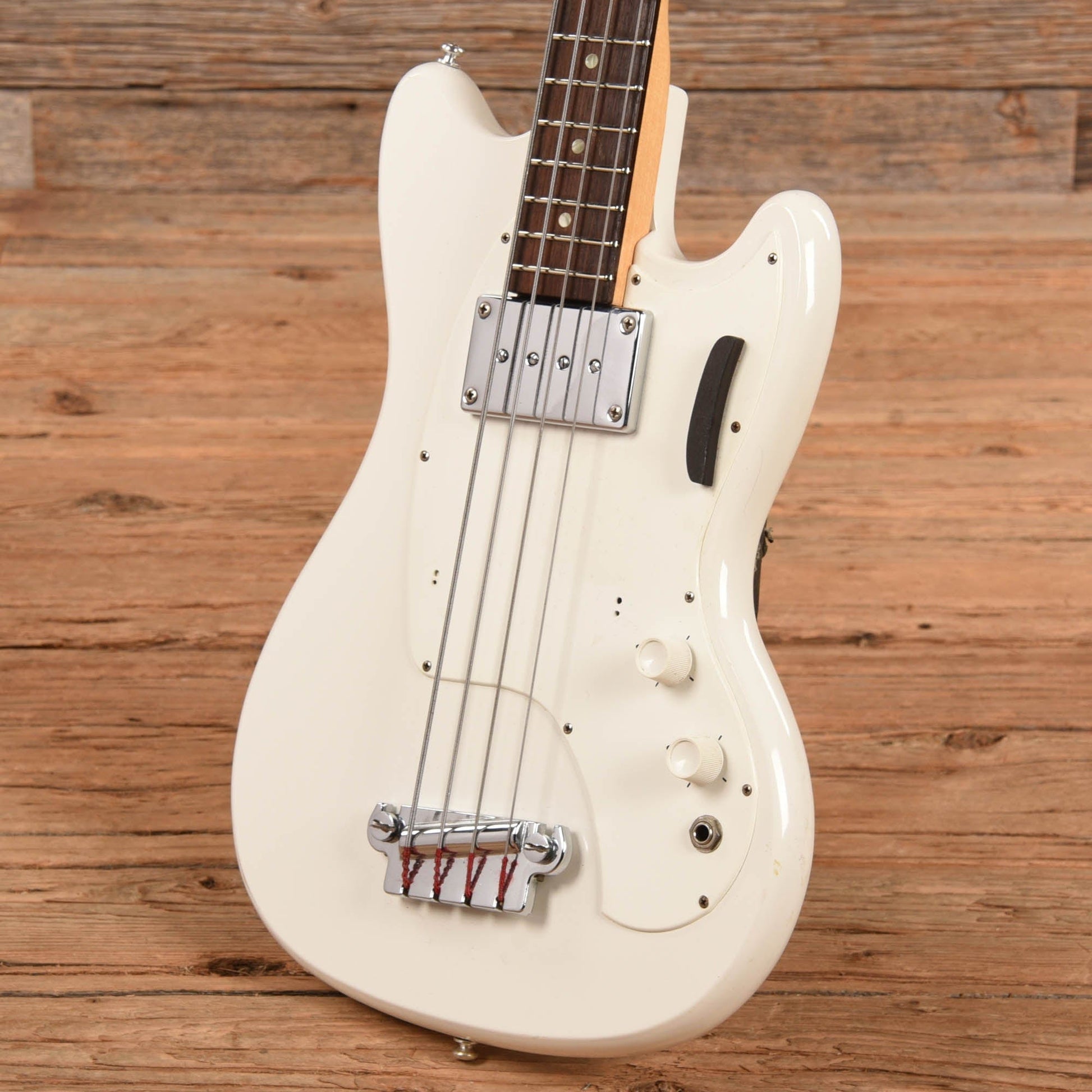 Kalamazoo KB-1 White 1960s Bass Guitars / 4-String