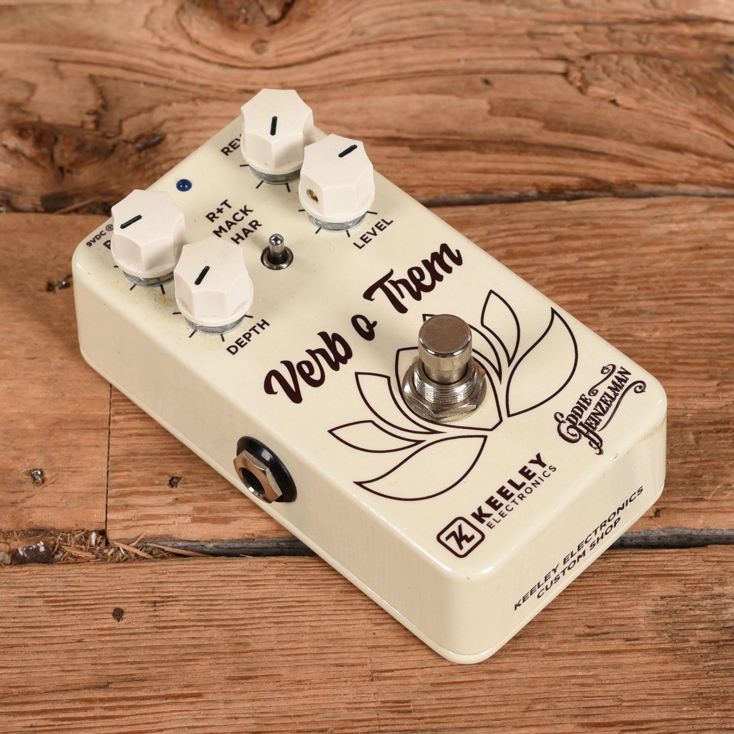 Keeley Vero-o-trem Effect Pedals