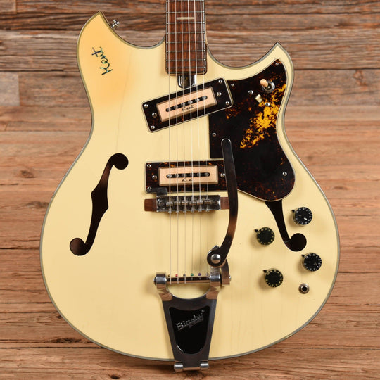 Kent Model 820 White 1960s Electric Guitars / Semi-Hollow