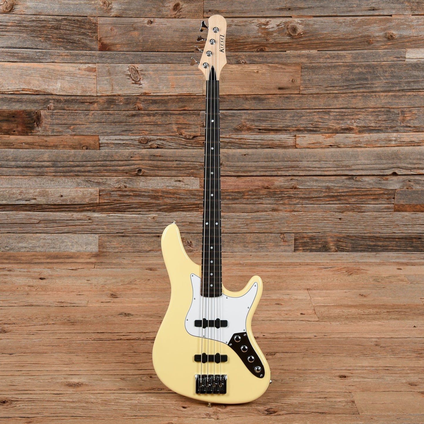Kiesel JB4 Vintage Cream Bass Guitars / 4-String