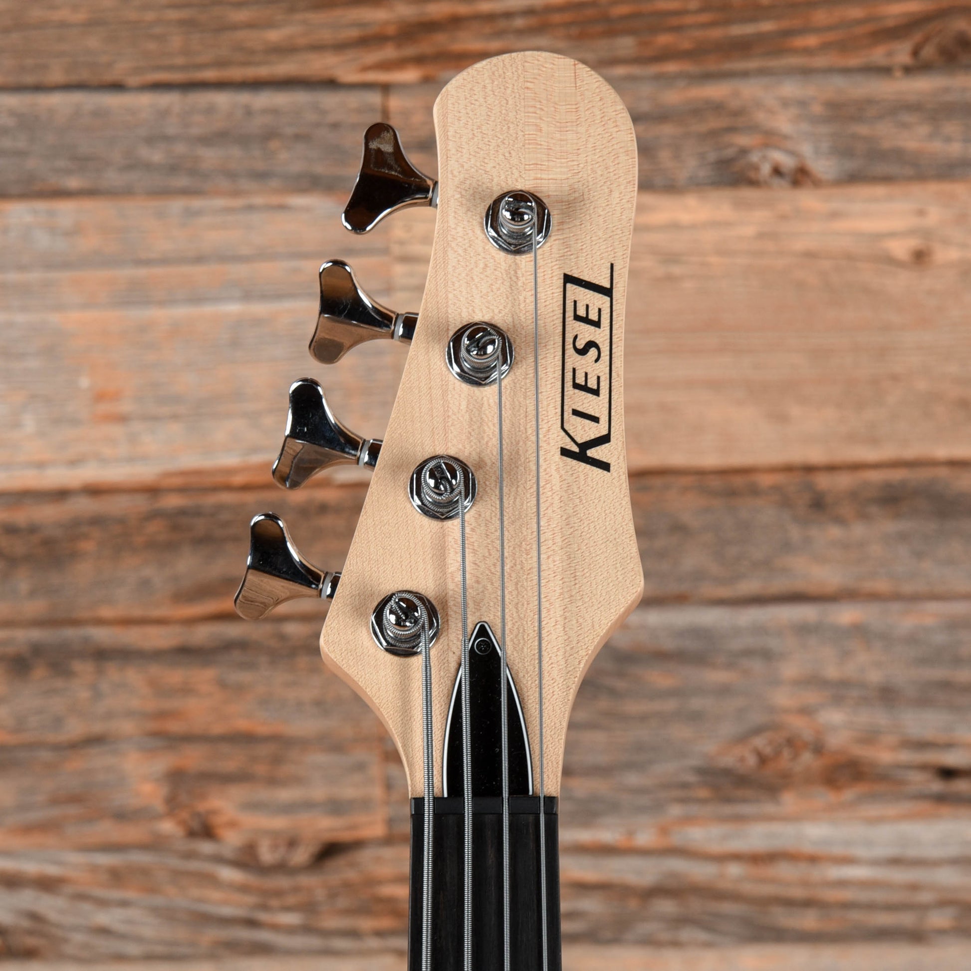 Kiesel JB4 White Bass Guitars / 4-String