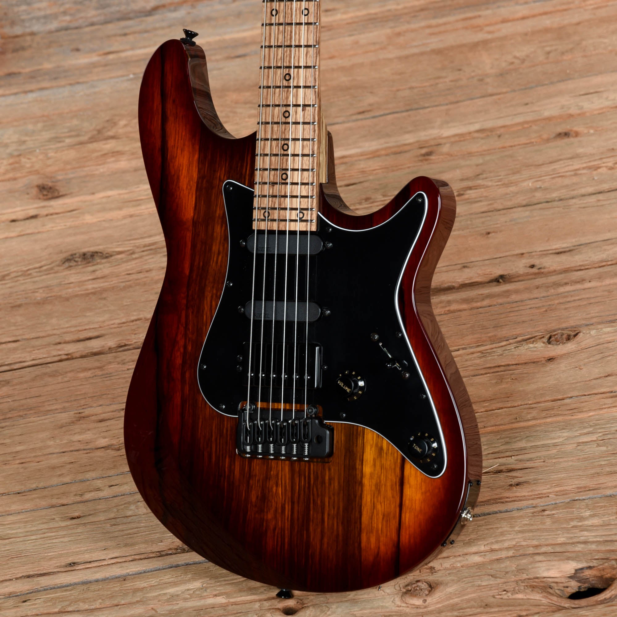 Kiesel Lyra Sunburst 2024 – Chicago Music Exchange