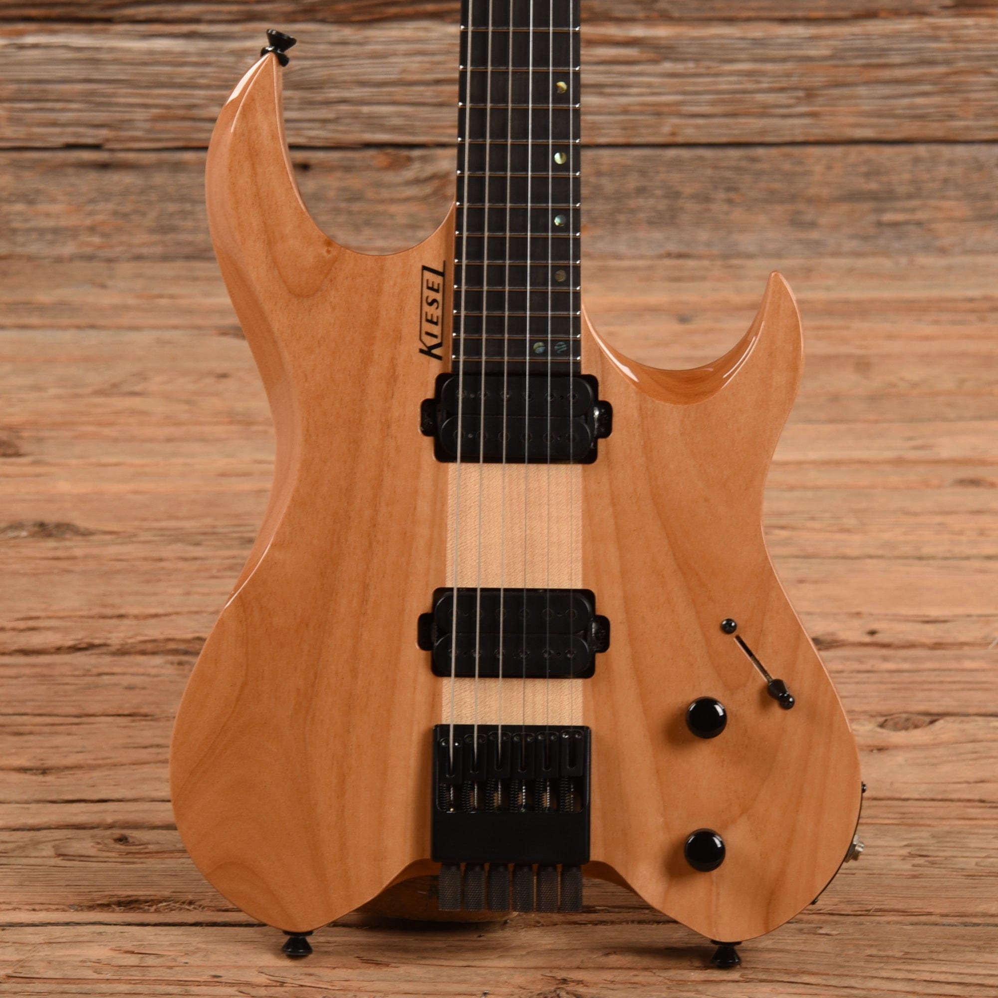 Kiesel vader ヘッドレス ギター ケース付き Gear Otaku: 米国製ヘッドレスギターKiesel Vader 購入者レビュー抄訳