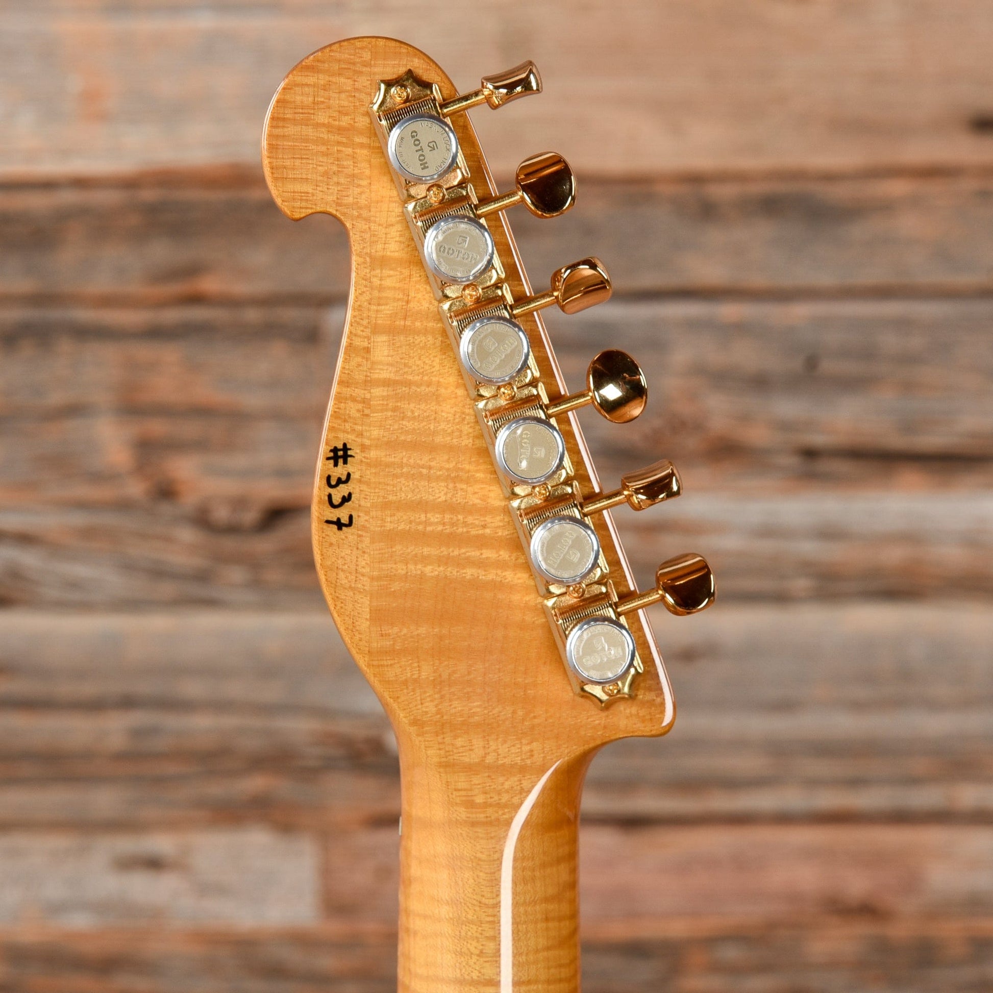 Knaggs Choptank Goldtop Electric Guitars / Solid Body