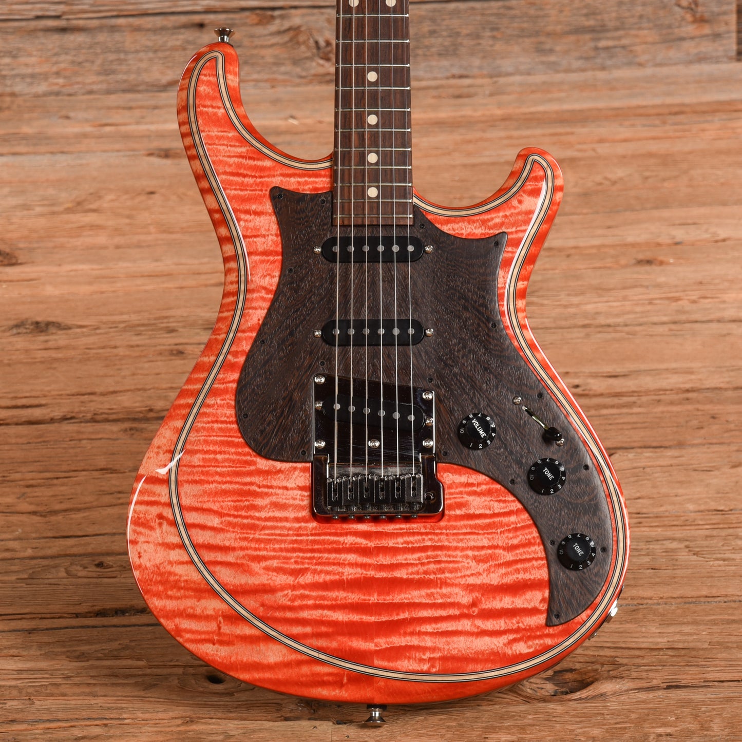 Knaggs Severn Trem SSS T-1 Coral 2024 Electric Guitars / Solid Body