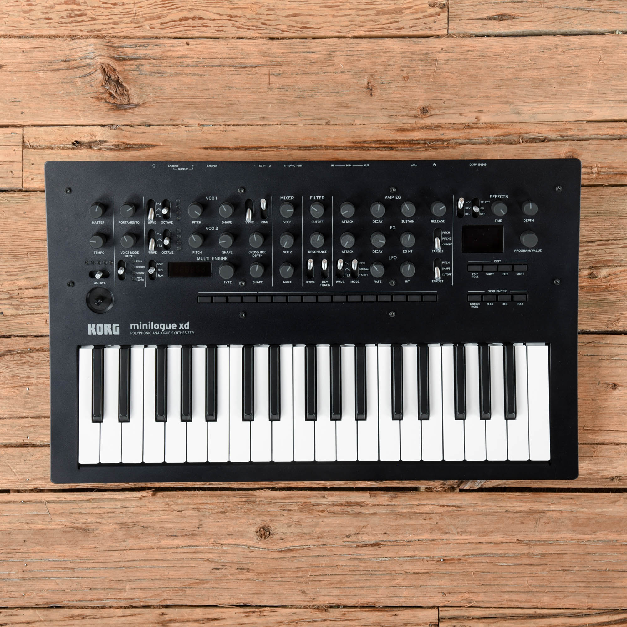 Korg Minilogue XD Keyboards and Synths / Drum Machines