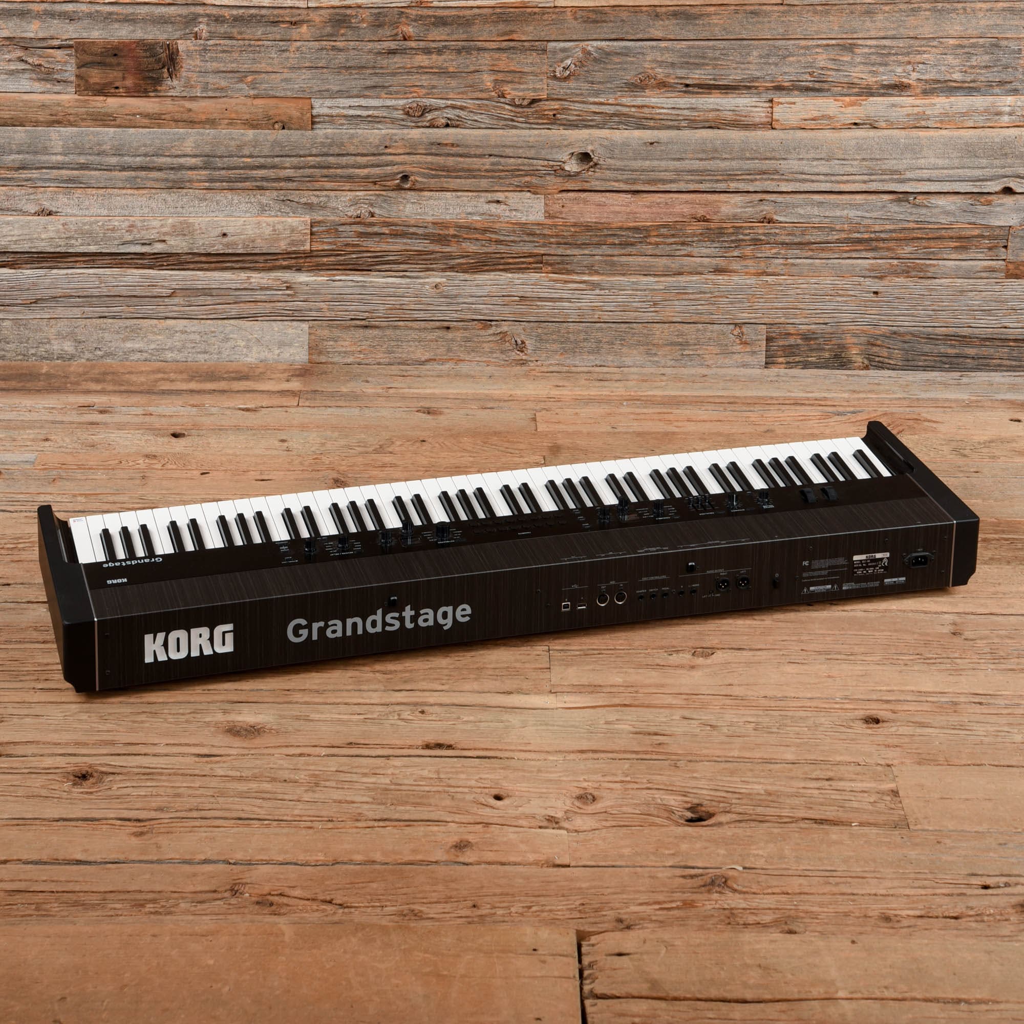 Korg Korg Grandstage 88 Keyboards and Synths / Electric Pianos