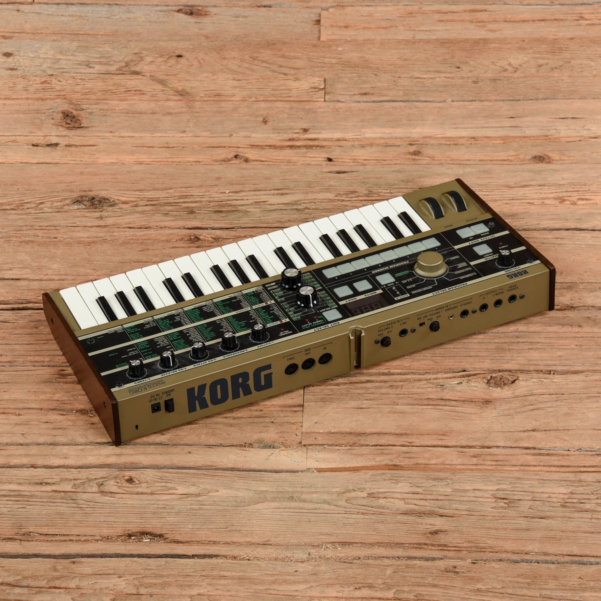Korg microKORG 37-Key Synthesizer/Vocoder Keyboards and Synths / Synths / Digital Synths