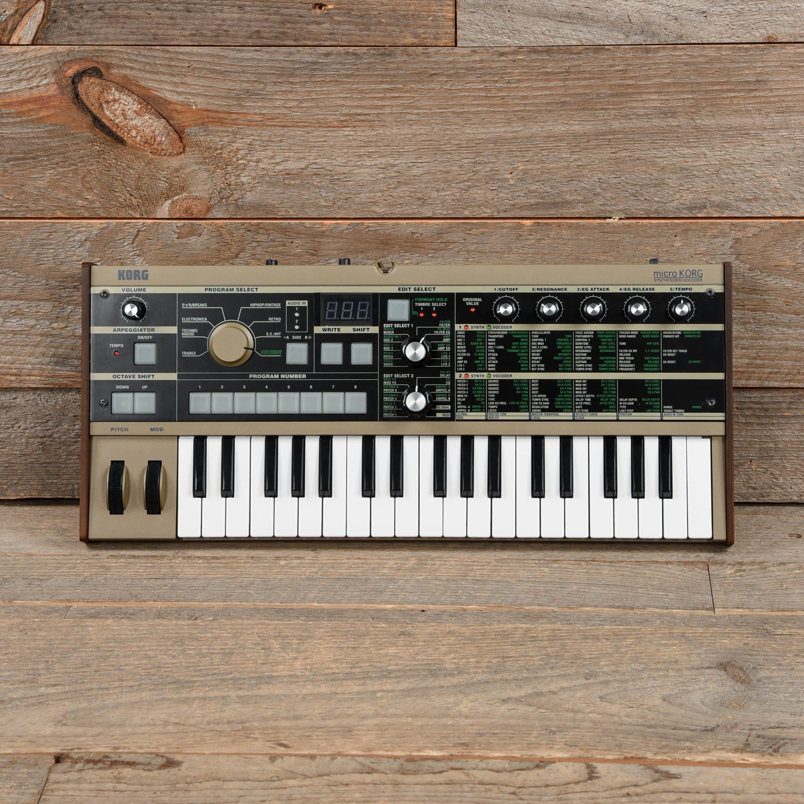 Microkorg Korg MicroKorg 37-Mini Key Synthesizer & Vocoder – Chicago Music Exchange