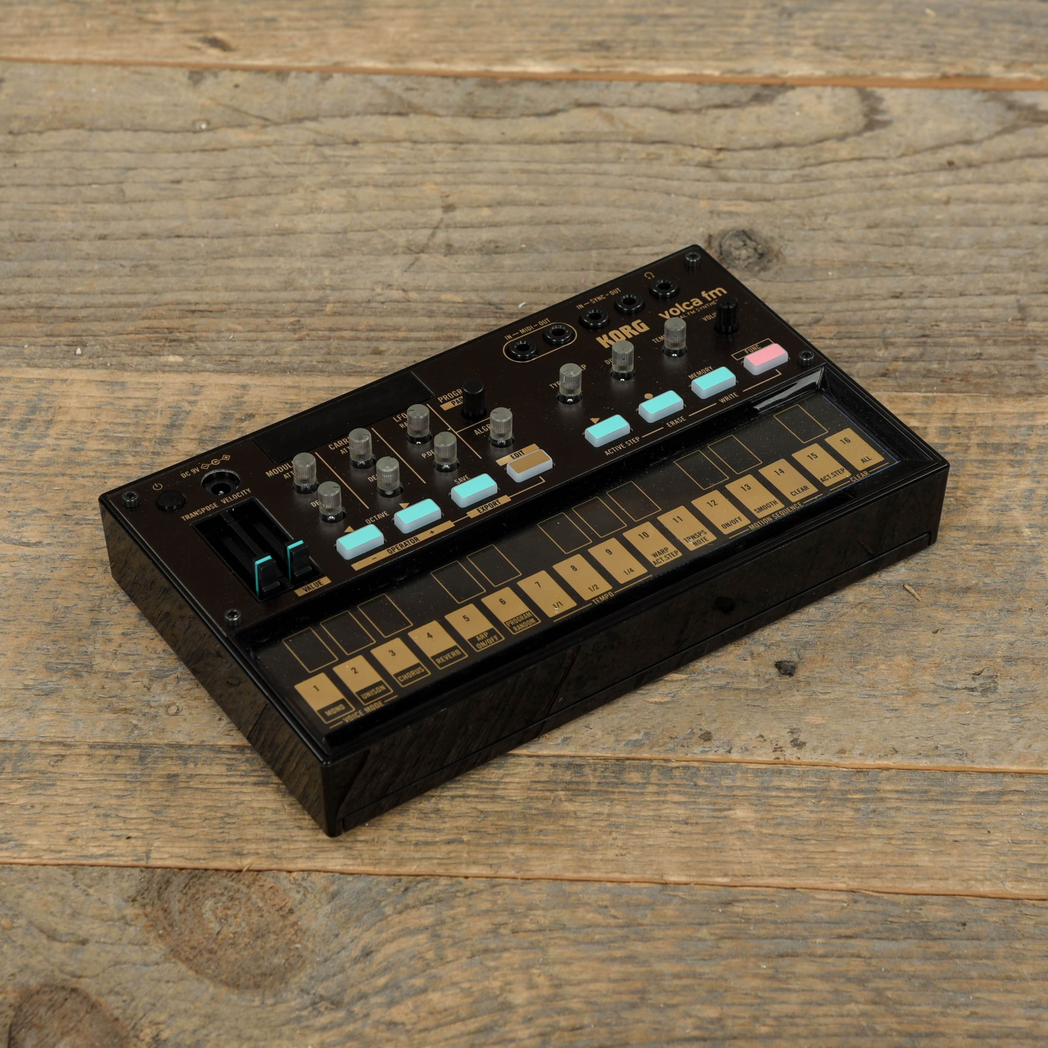 Volca Fm Custom Korg Volca FM V2 Desktop Synthesizer – Chicago Music Exchange