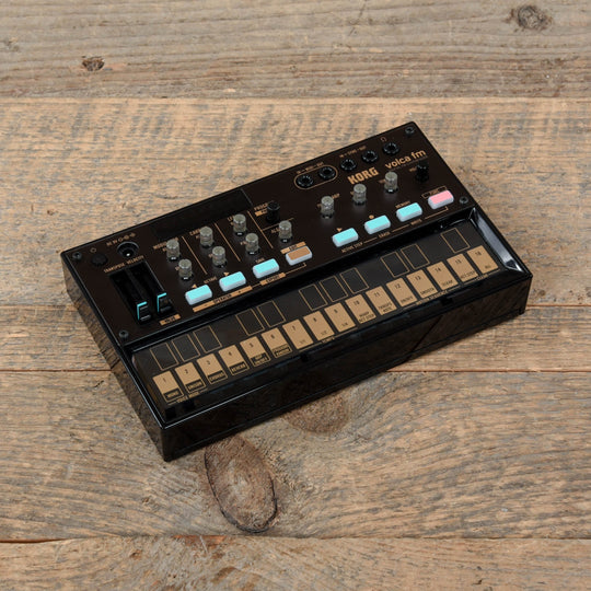 Korg Volca FM V2 Desktop Synthesizer Keyboards and Synths / Synths / Digital Synths