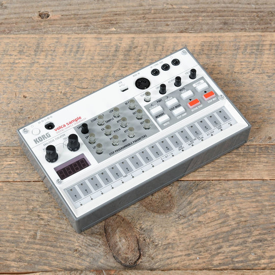 Korg Volca Sample Digital Sample Sequencer V2 Keyboards and Synths / Synths / Digital Synths