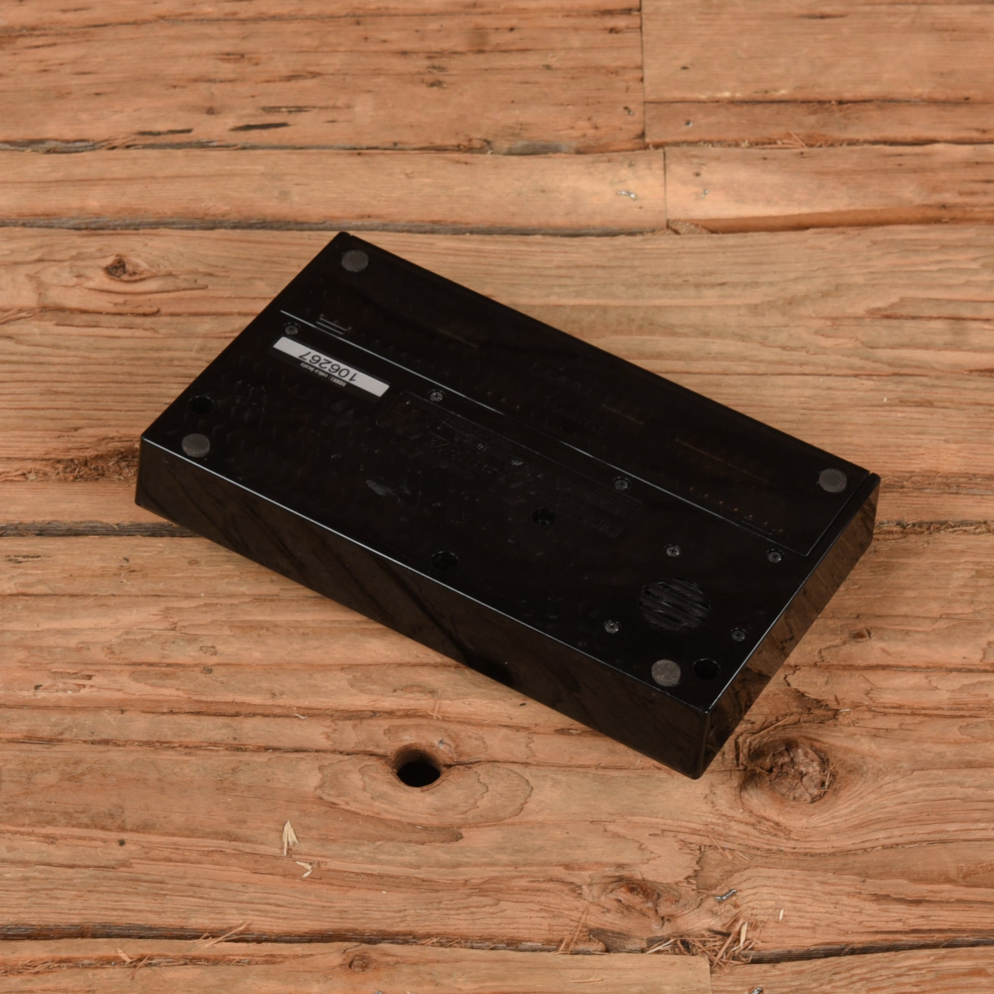 Korg Volca Beats Analogue Rhythm Machine Keyboards and Synths / Workstation Keyboards