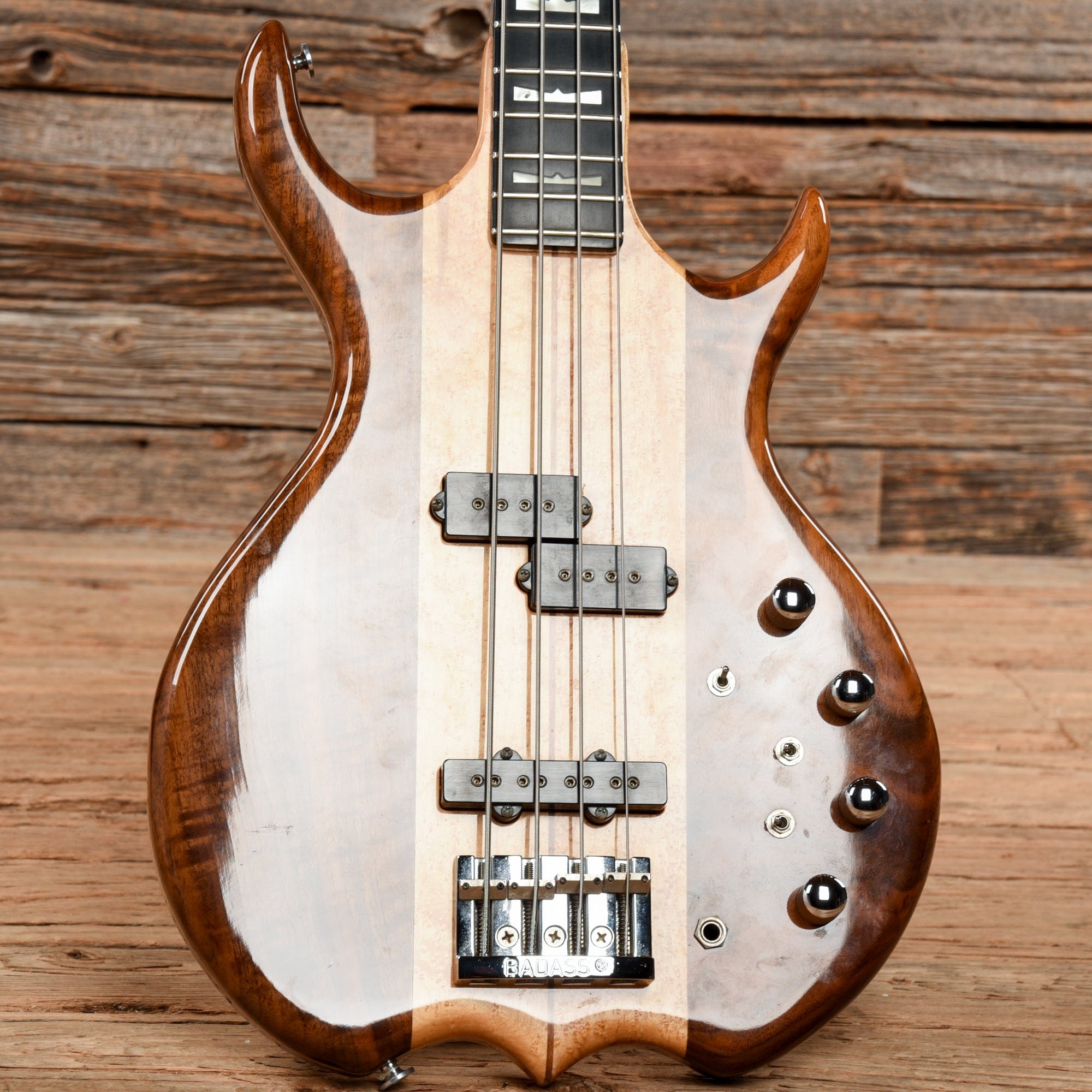 Kramer DMZ 6000B Natural 1981 – Chicago Music Exchange