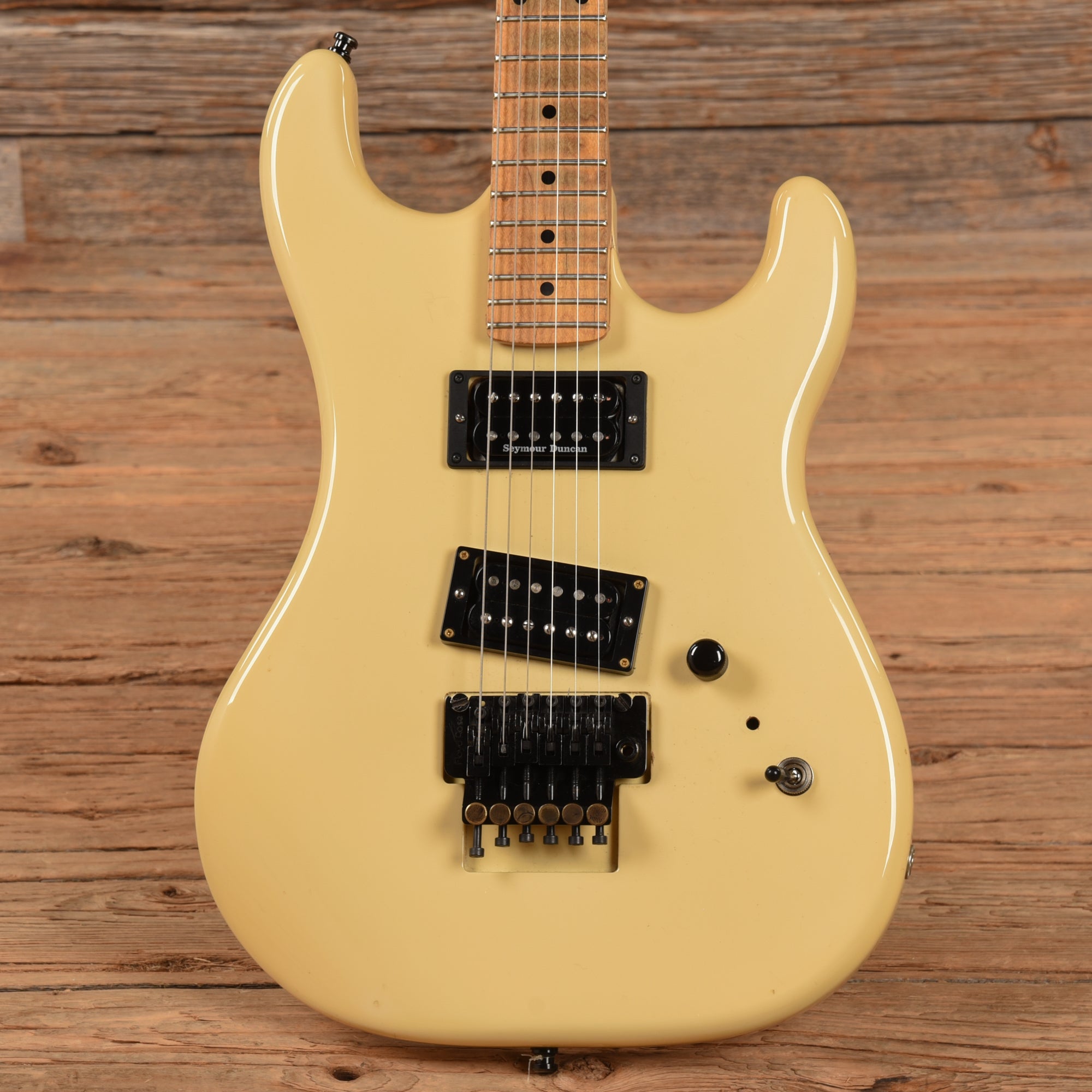 Kramer Baretta White 1987 – Chicago Music Exchange
