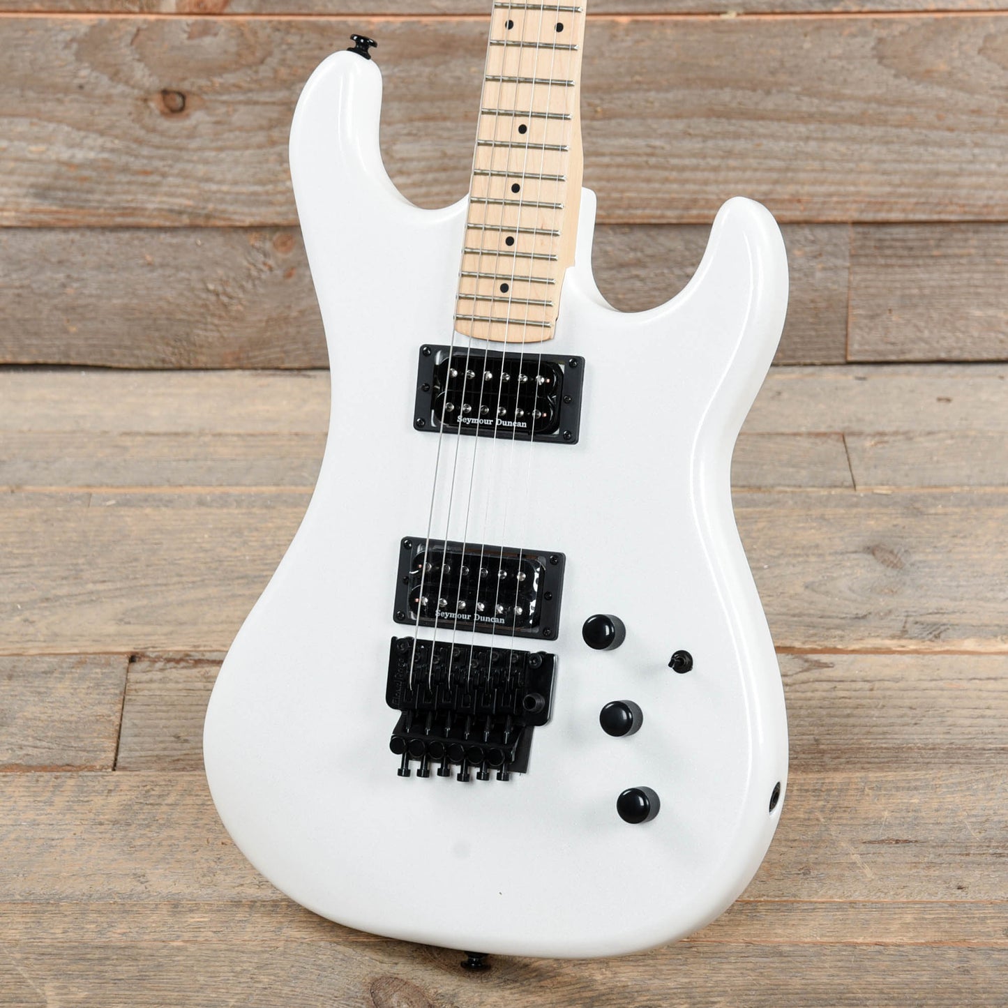 Kramer Pacer Vintage Pearl White Electric Guitars / Solid Body