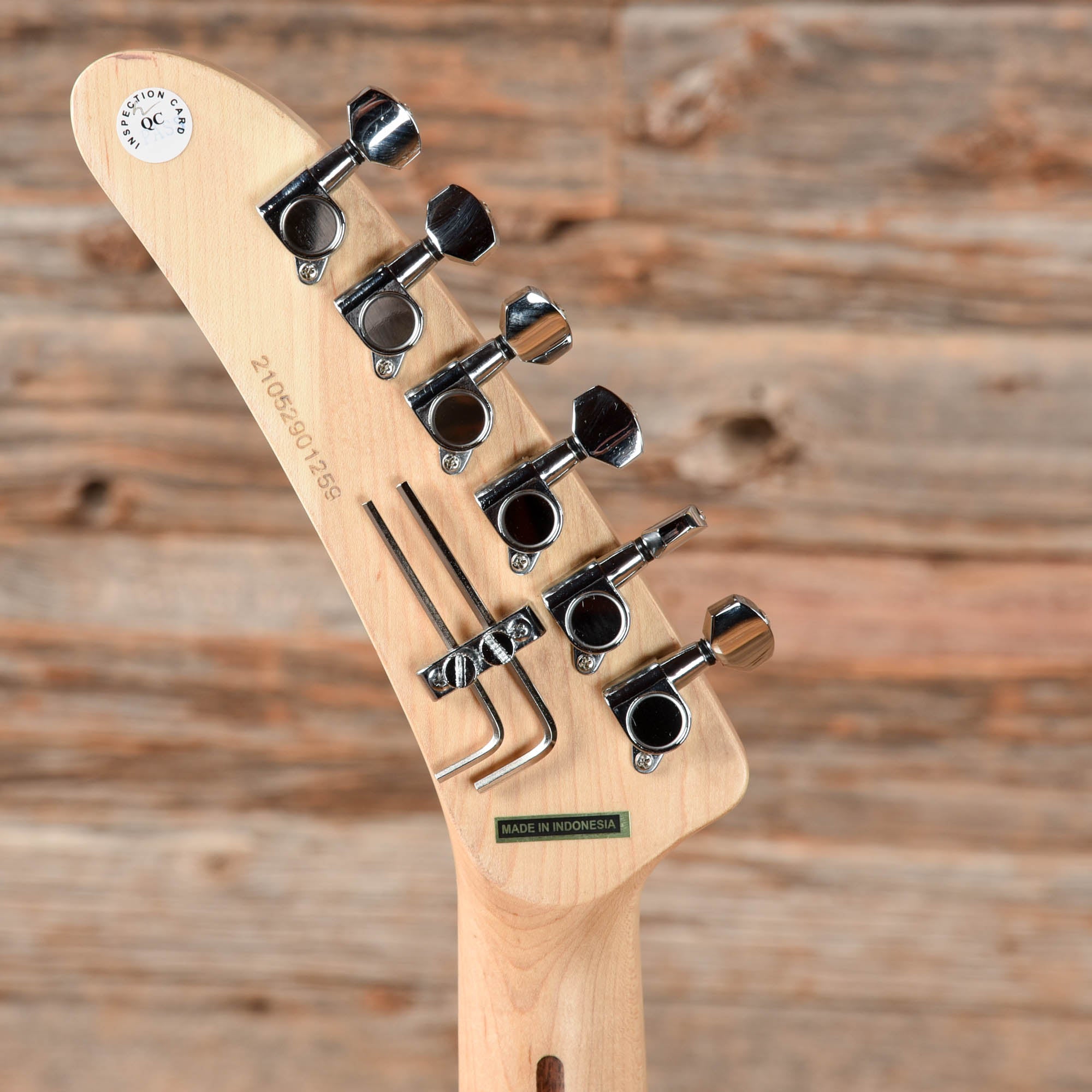 Kramer The 84 Baretta Diver Down 2021 Electric Guitars / Solid Body