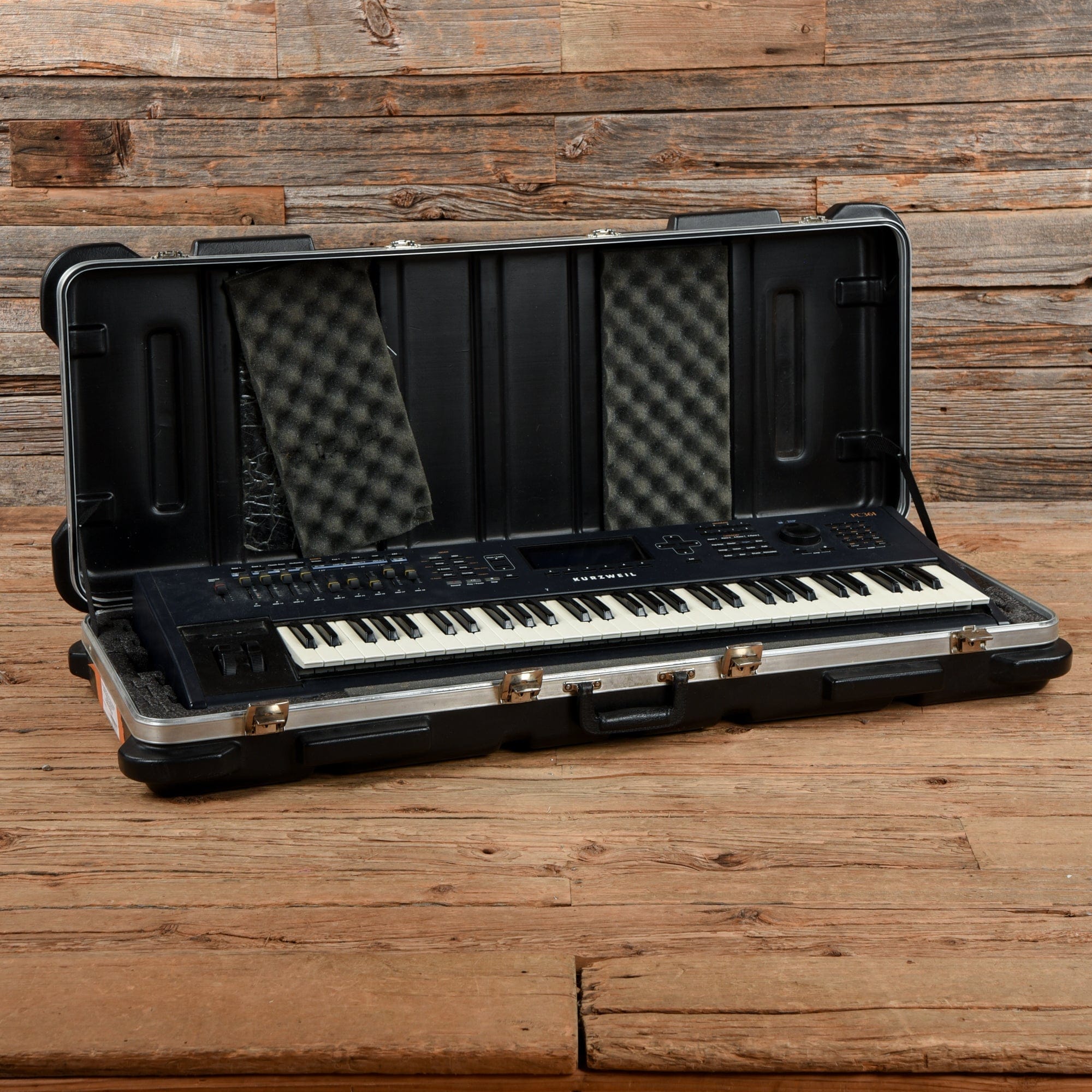 Kurzweil PC361 61-Key Digital Workstation Synthesizer – Chicago