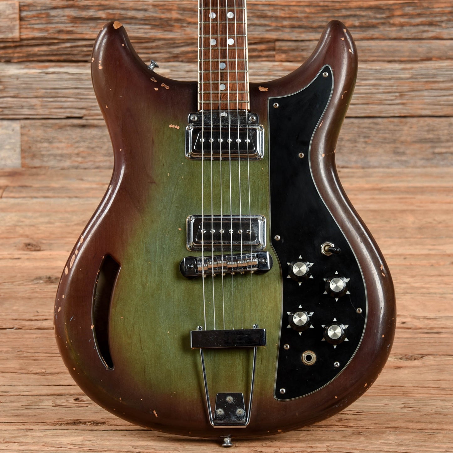 Kustom K-200 Green Burst 1968 Electric Guitars / Semi-Hollow