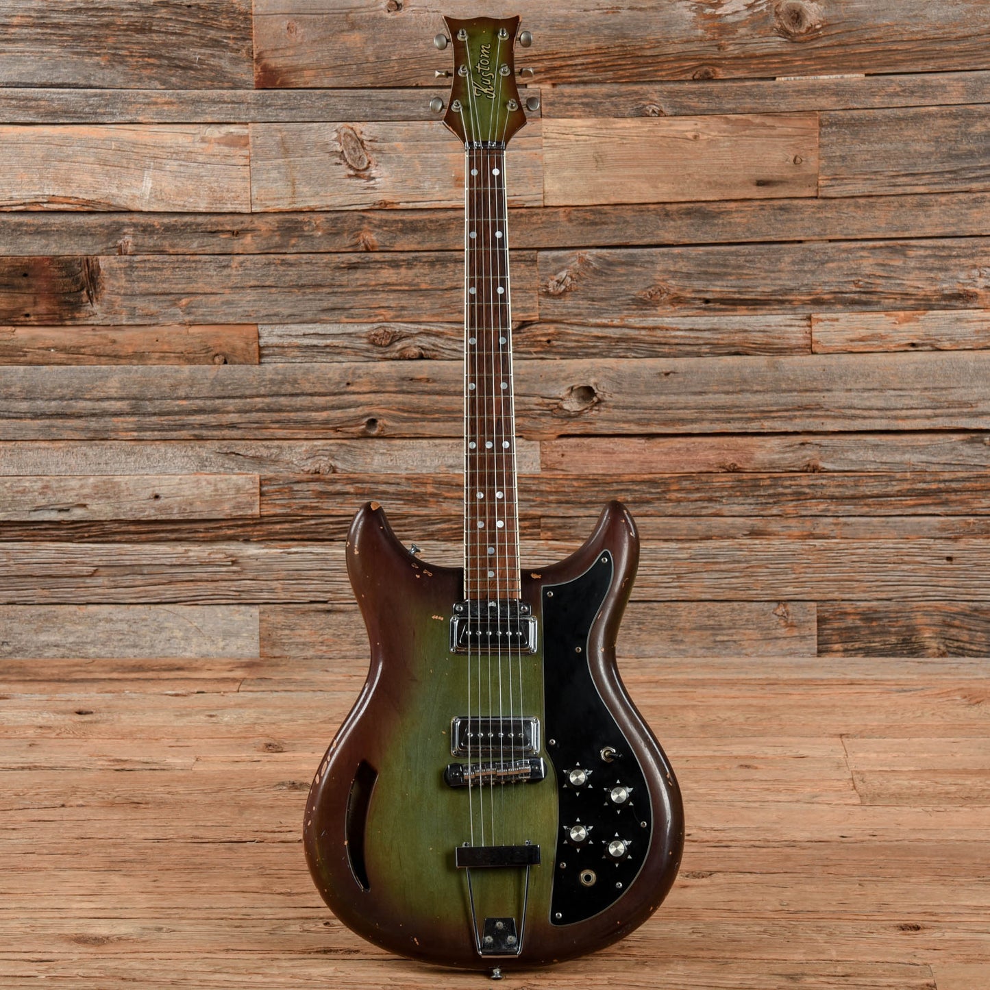 Kustom K-200 Green Burst 1968 Electric Guitars / Semi-Hollow