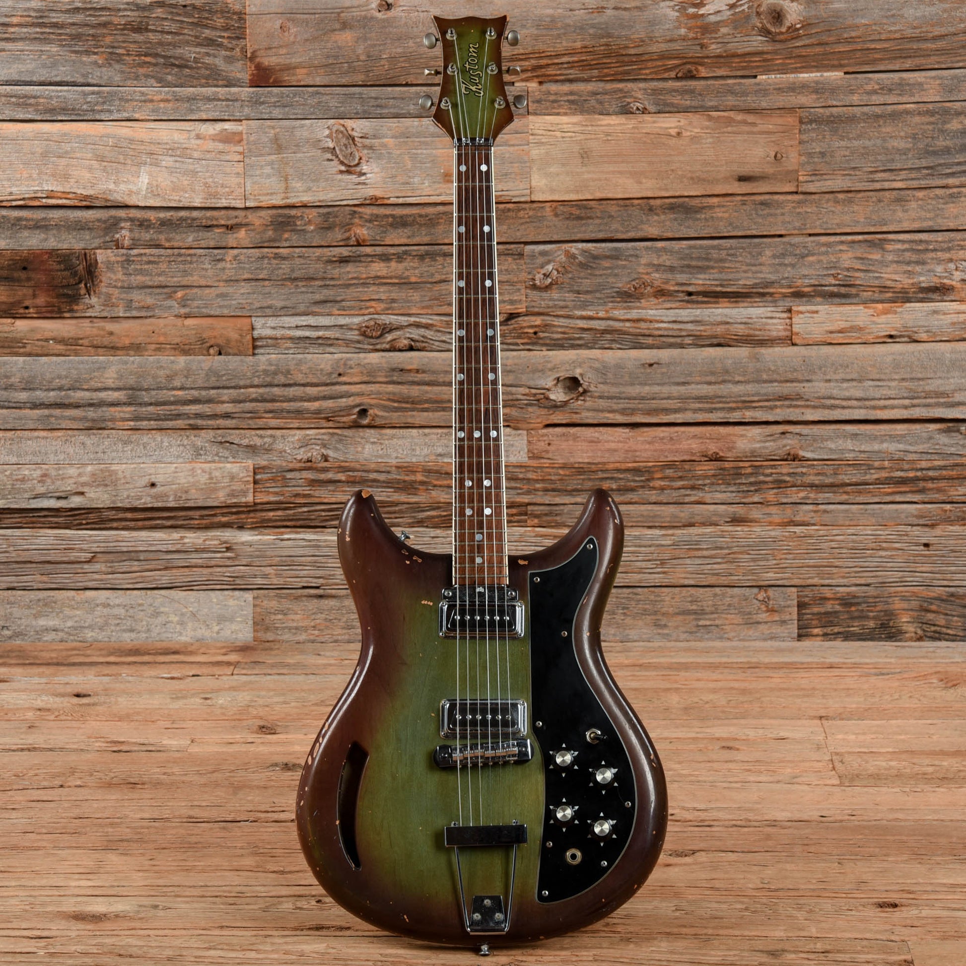 Kustom K-200 Green Burst 1968 Electric Guitars / Semi-Hollow