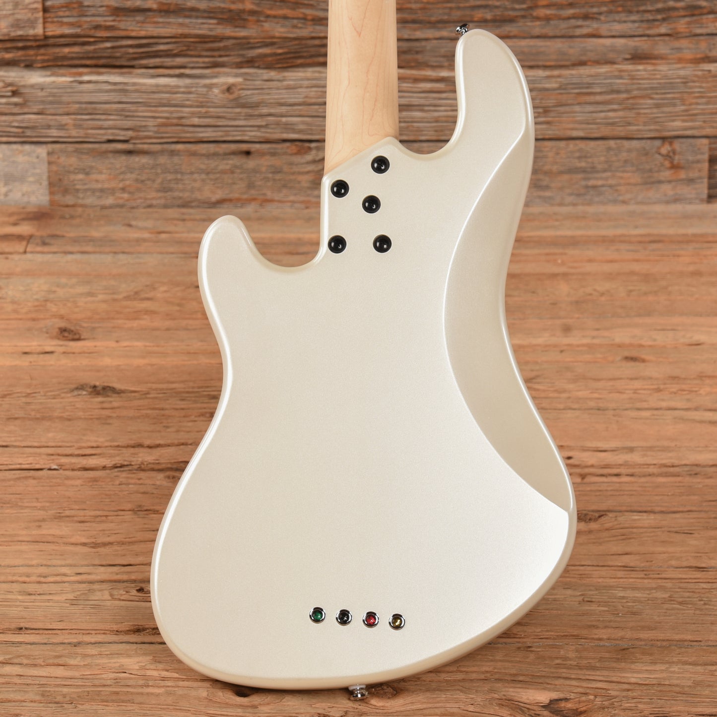 Lakland Skyline DJ-4 Darryl Jones Signature 4-String White Pearl 2020 Bass Guitars / 4-String