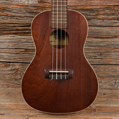 Lanikai LU-21C Natural Folk Instruments / Ukuleles