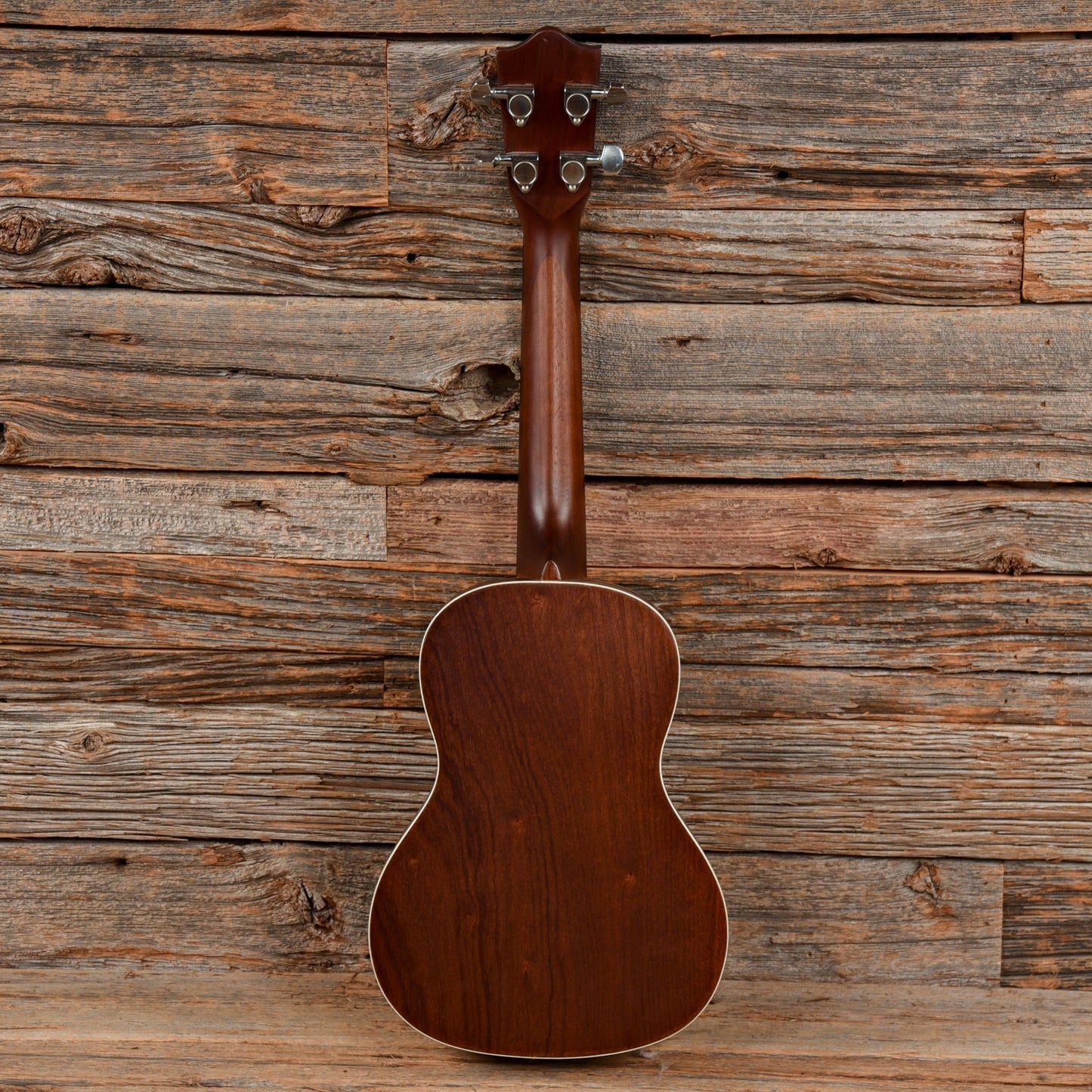 Lanikai LU-21C Natural Folk Instruments / Ukuleles