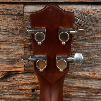 Lanikai LU-21C Natural Folk Instruments / Ukuleles