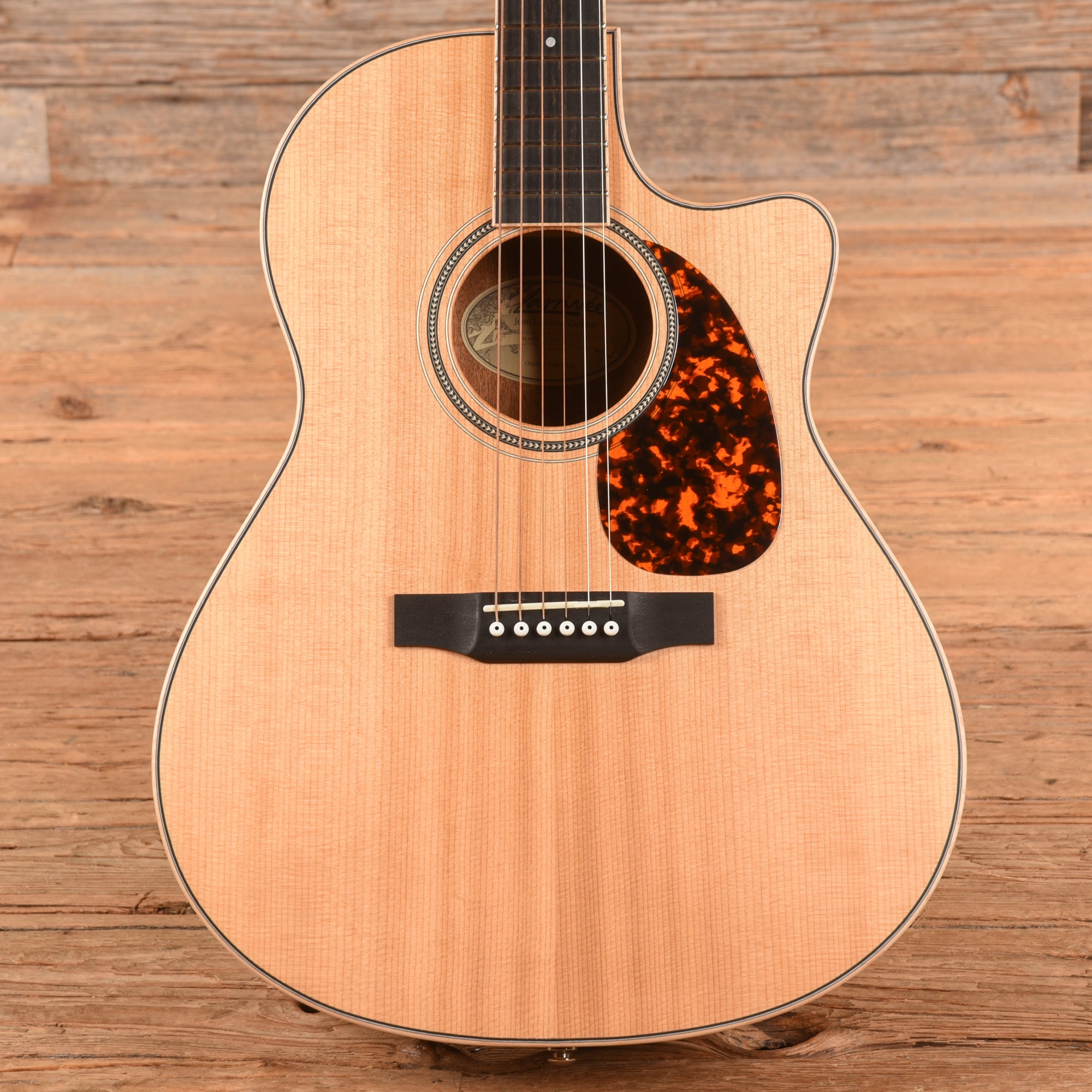 Larrivee LV-03 MH Natural Acoustic Guitars / OM and Auditorium