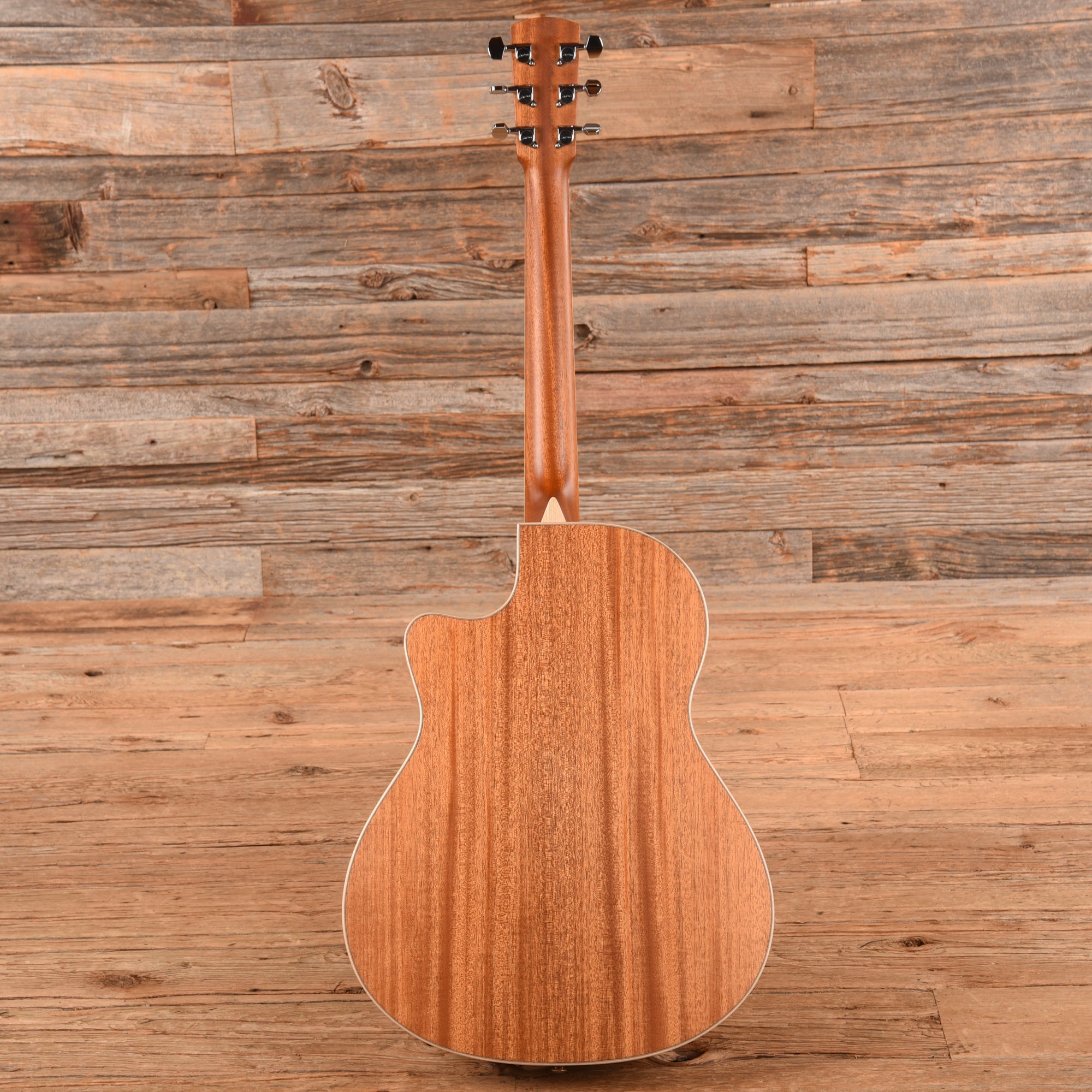 Larrivee LV-03 MH Natural Acoustic Guitars / OM and Auditorium