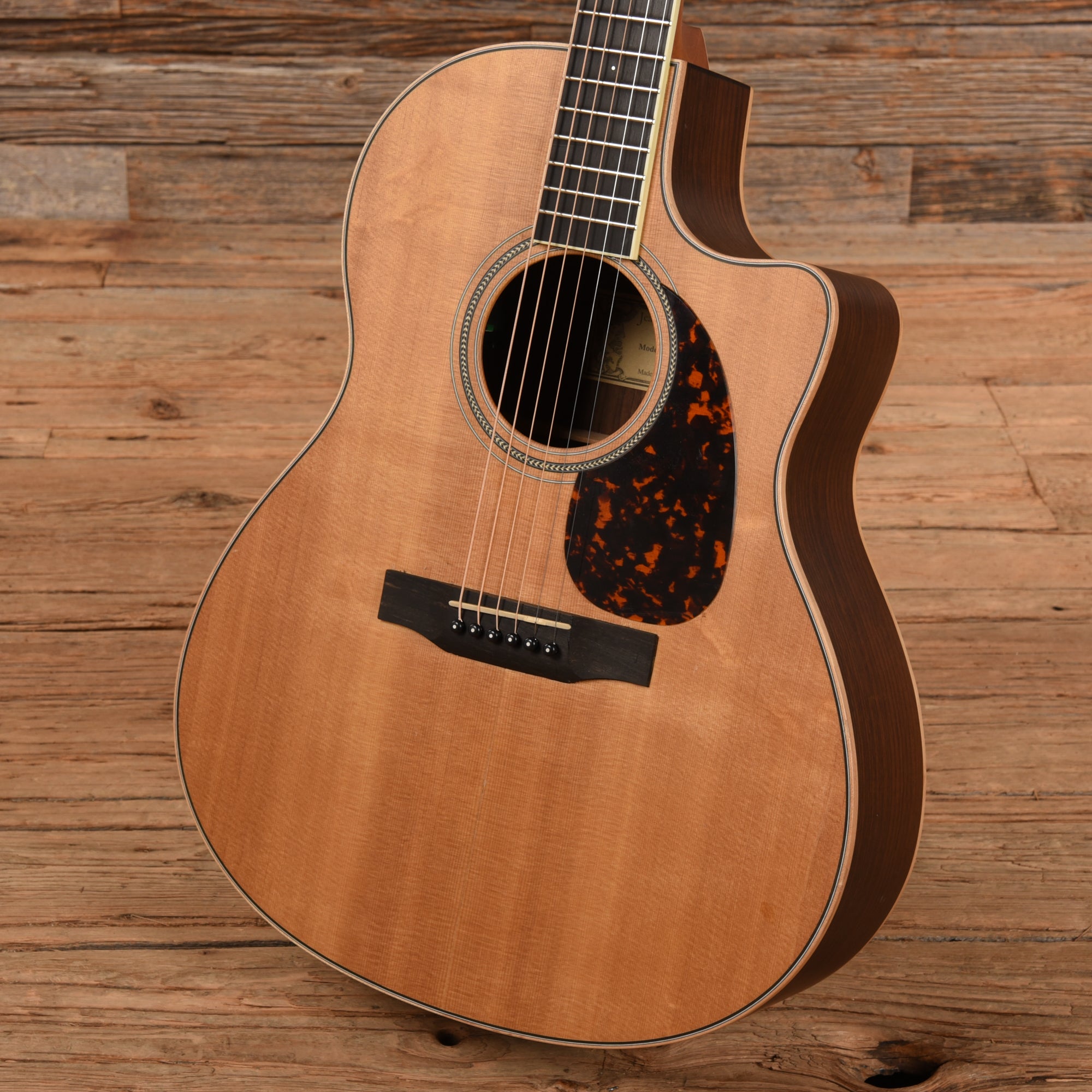 Larrivee LV-03R Natural 2011 Acoustic Guitars / OM and Auditorium