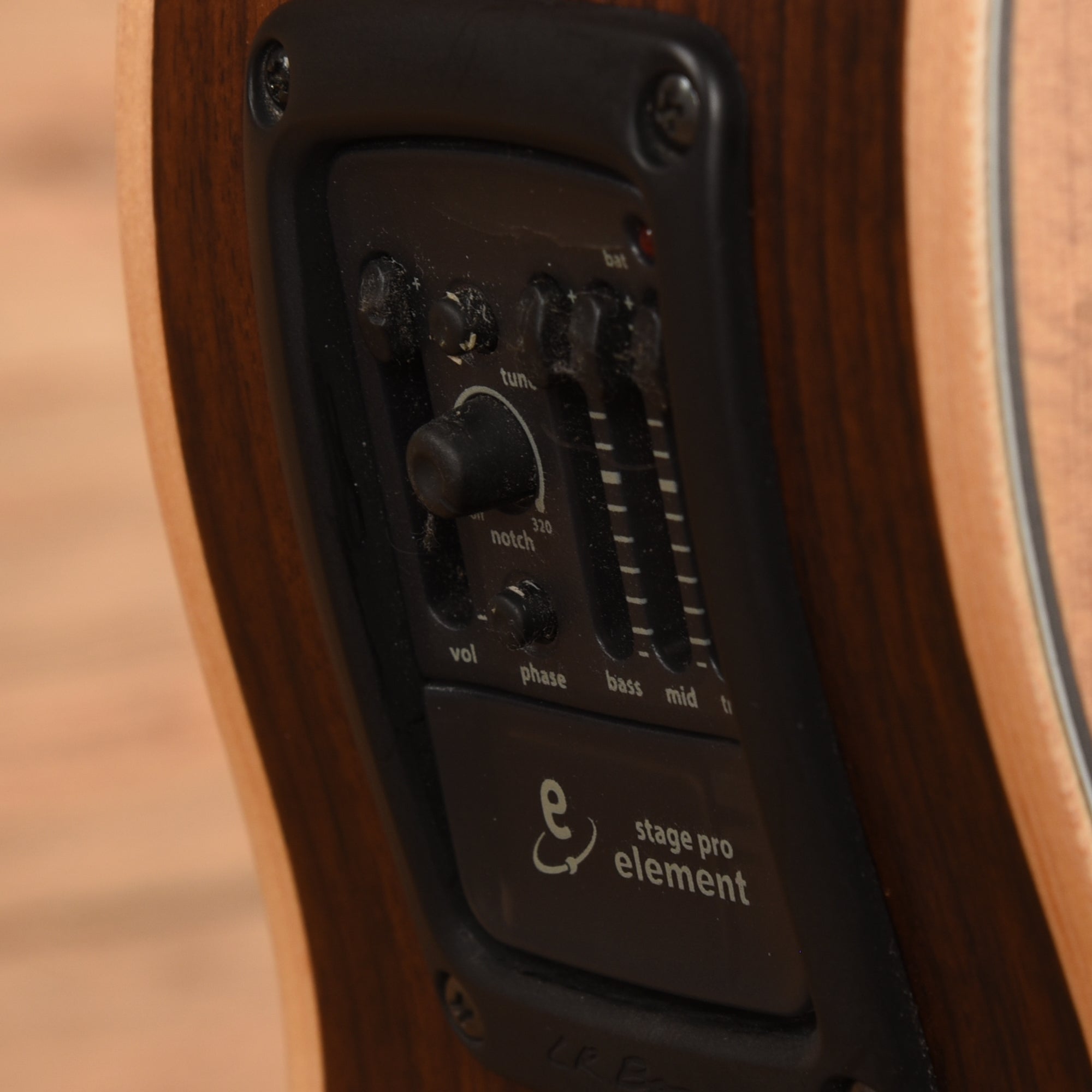 Larrivee LV-03R Natural 2011 Acoustic Guitars / OM and Auditorium