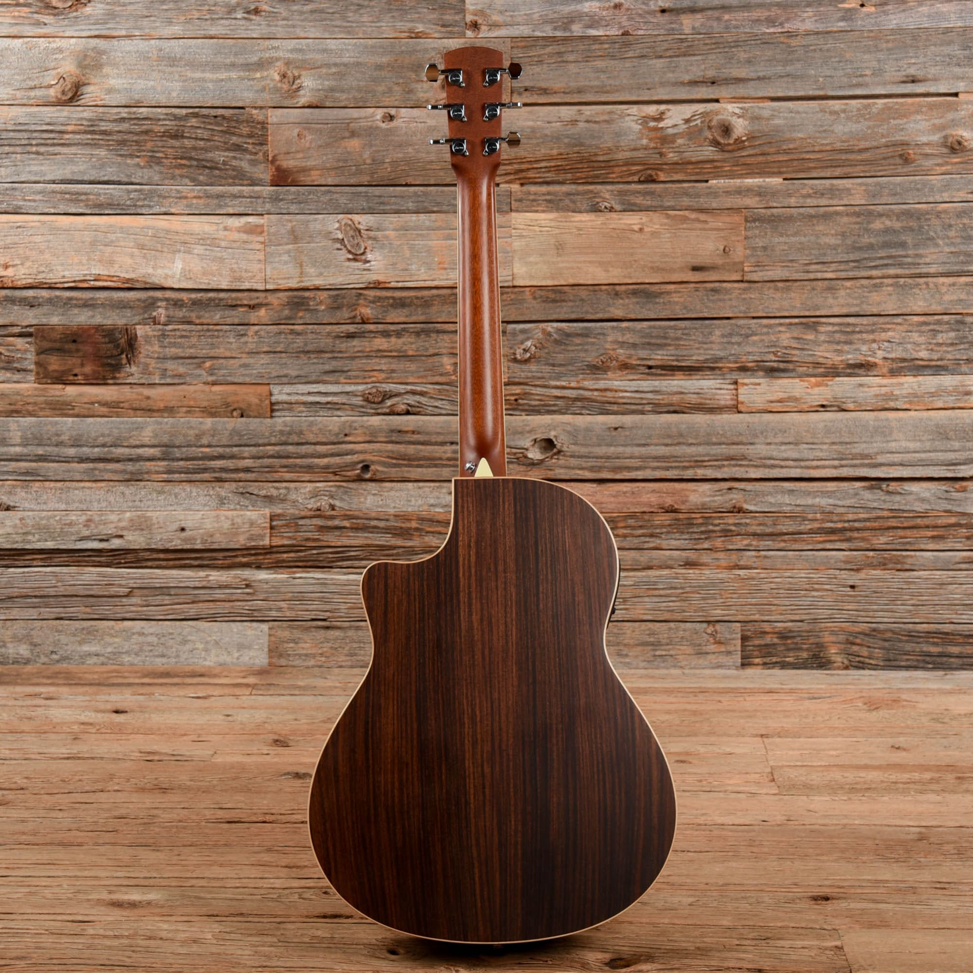 Larrivee LV-03R Natural Acoustic Guitars / OM and Auditorium