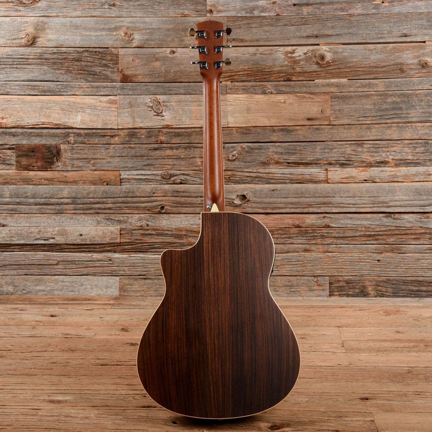 Larrivee LV-03R Natural Acoustic Guitars / OM and Auditorium