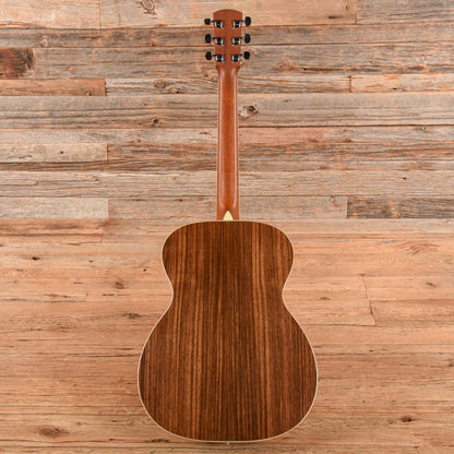 Larrivee OM-09 Natural 2004 Acoustic Guitars / OM and Auditorium