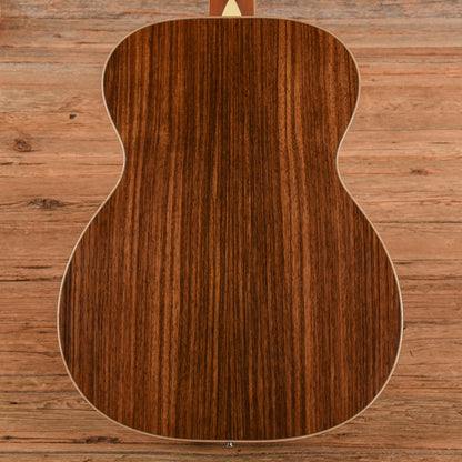 Larrivee OM-09 Natural 2004 Acoustic Guitars / OM and Auditorium