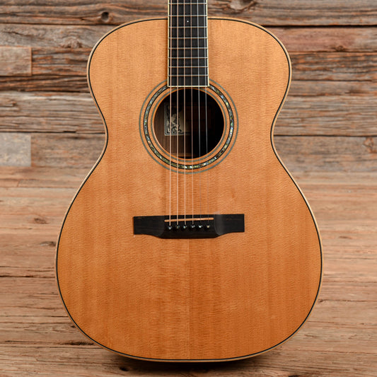 Larrivee OM-09 Natural Acoustic Guitars / OM and Auditorium