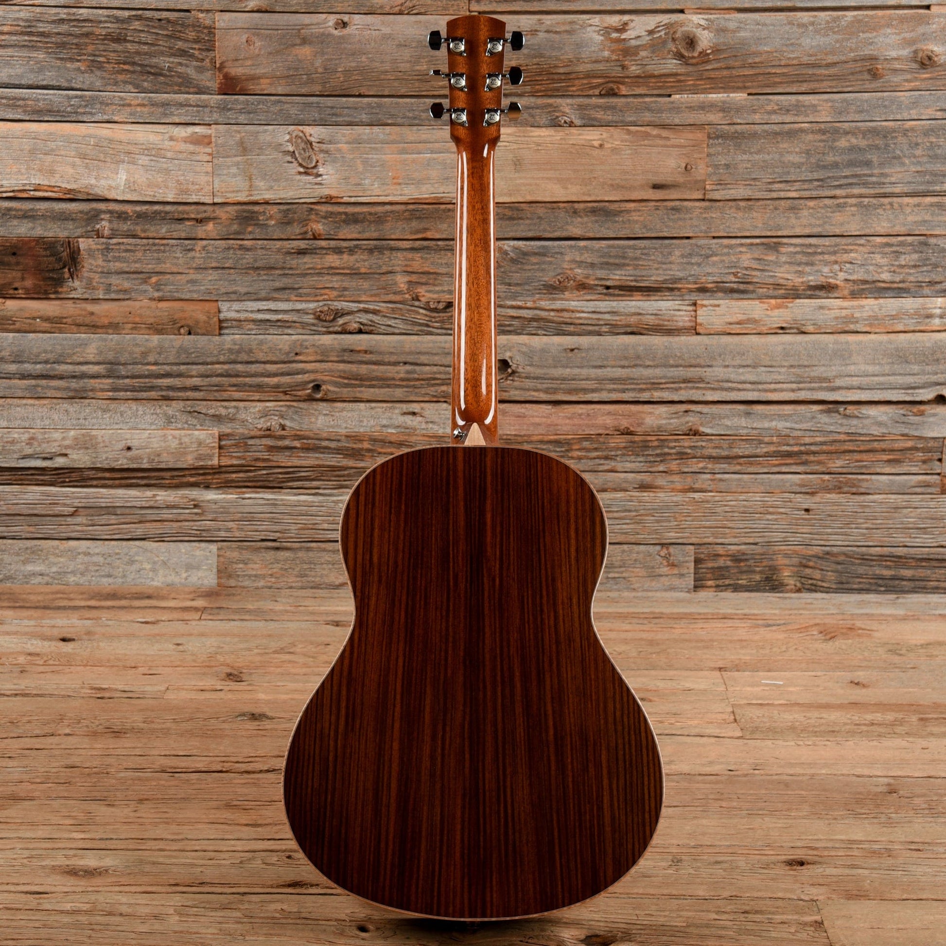 Larrivee L-09 w/ Moon Spruce Top Natural